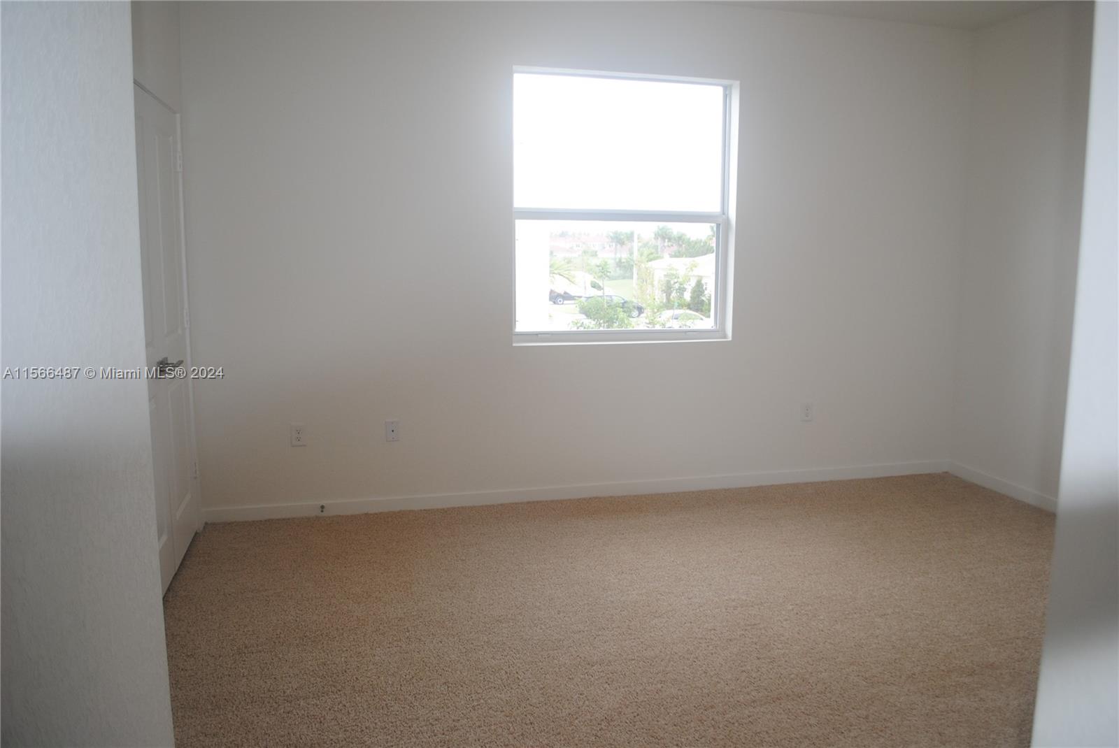 441 NE 4 Lane 441, Florida City, Florida 33034, 3 Bedrooms Bedrooms, ,3 BathroomsBathrooms,Residentiallease,For Rent,441 NE 4 Lane 441,A11566487