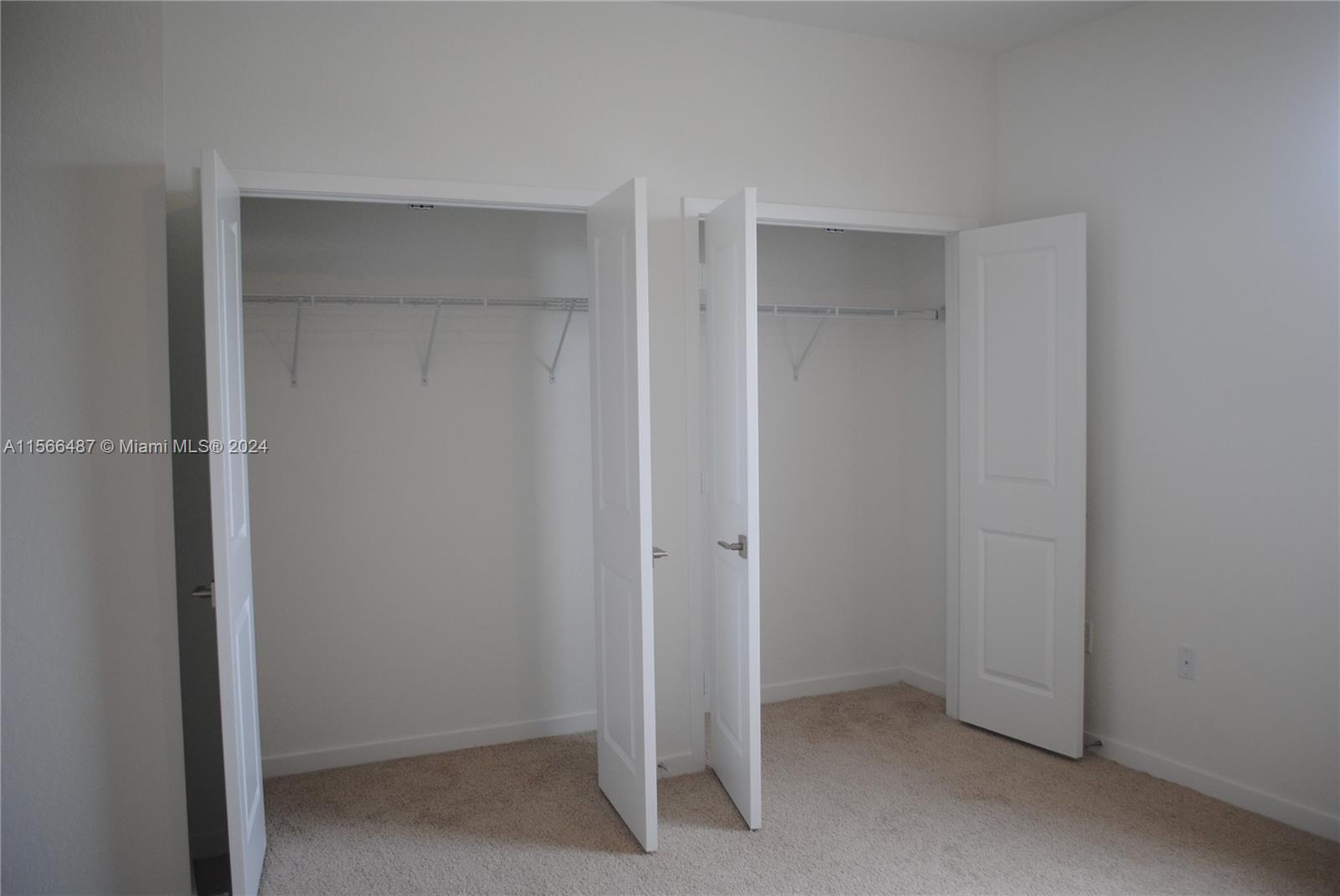 441 NE 4 Lane 441, Florida City, Florida 33034, 3 Bedrooms Bedrooms, ,3 BathroomsBathrooms,Residentiallease,For Rent,441 NE 4 Lane 441,A11566487