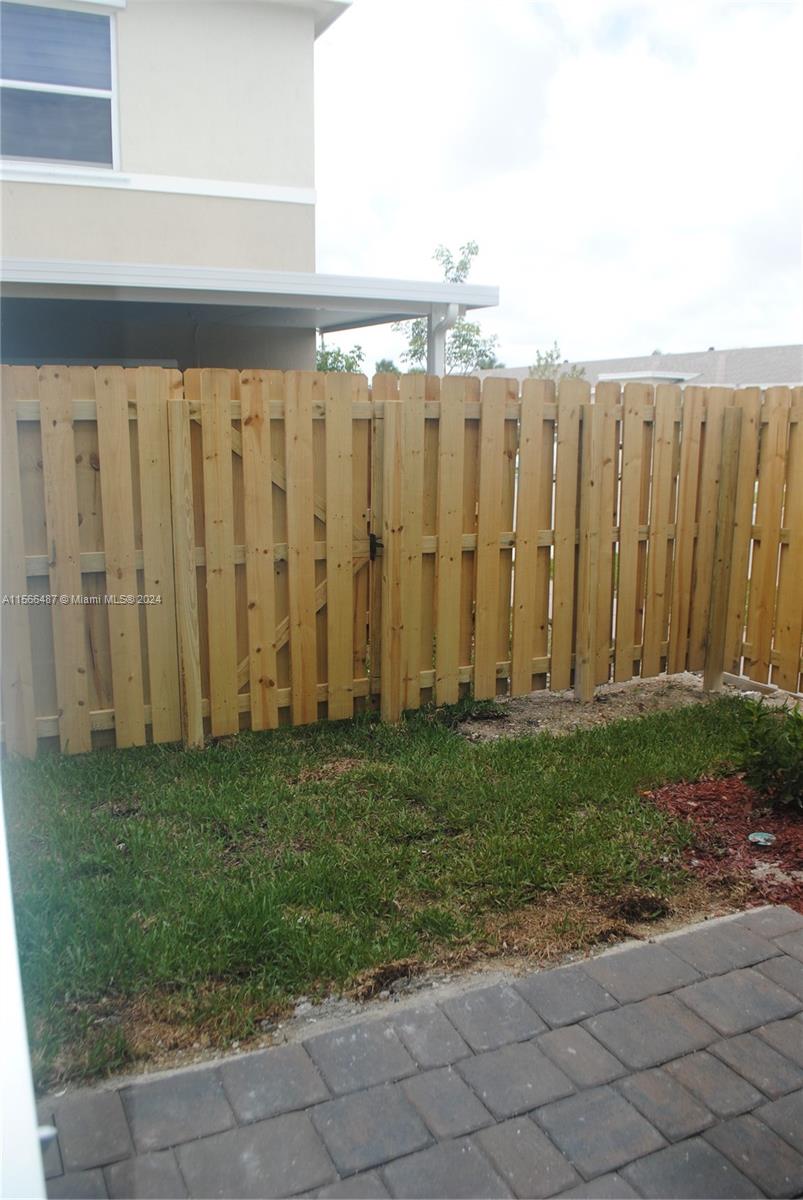 441 NE 4 Lane 441, Florida City, Florida 33034, 3 Bedrooms Bedrooms, ,3 BathroomsBathrooms,Residentiallease,For Rent,441 NE 4 Lane 441,A11566487