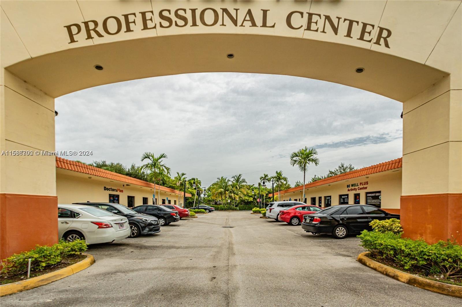 320 S State Road 7, Plantation, FL 33317