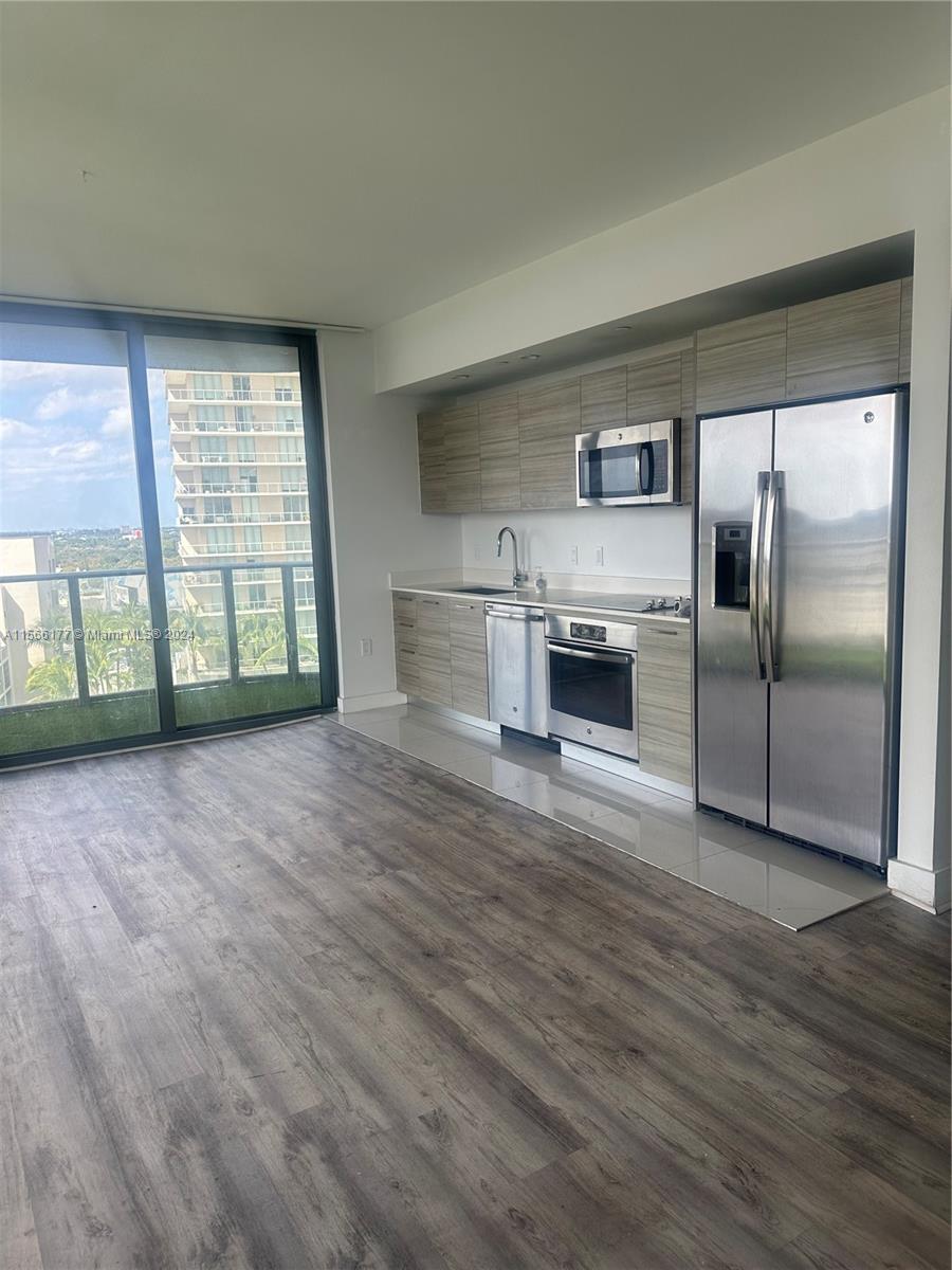 121 NE 34th St 1416, Miami, Florida 33137, 2 Bedrooms Bedrooms, ,2 BathroomsBathrooms,Residentiallease,For Rent,121 NE 34th St 1416,A11566177
