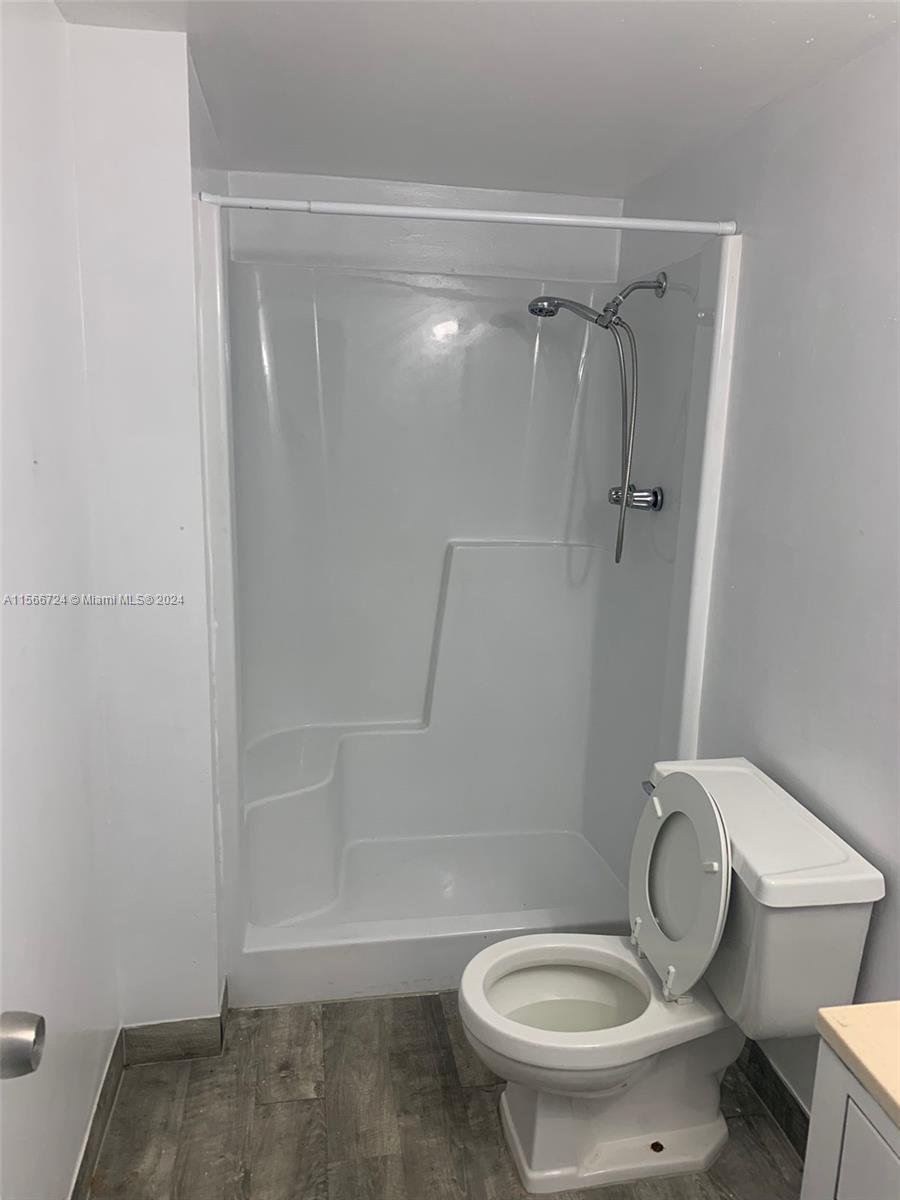 2075 NE 164th St 1014, North Miami Beach, Florida 33162, 2 Bedrooms Bedrooms, ,2 BathroomsBathrooms,Residentiallease,For Rent,2075 NE 164th St 1014,A11566724