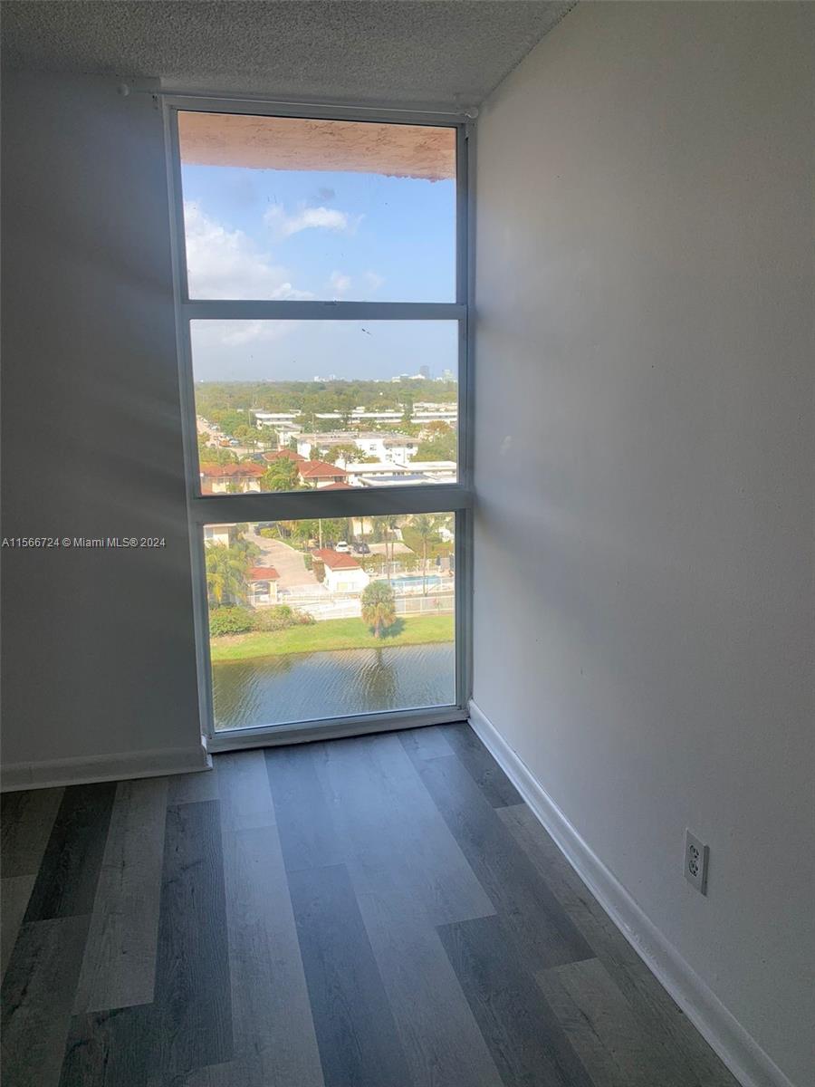 2075 NE 164th St 1014, North Miami Beach, Florida 33162, 2 Bedrooms Bedrooms, ,2 BathroomsBathrooms,Residentiallease,For Rent,2075 NE 164th St 1014,A11566724