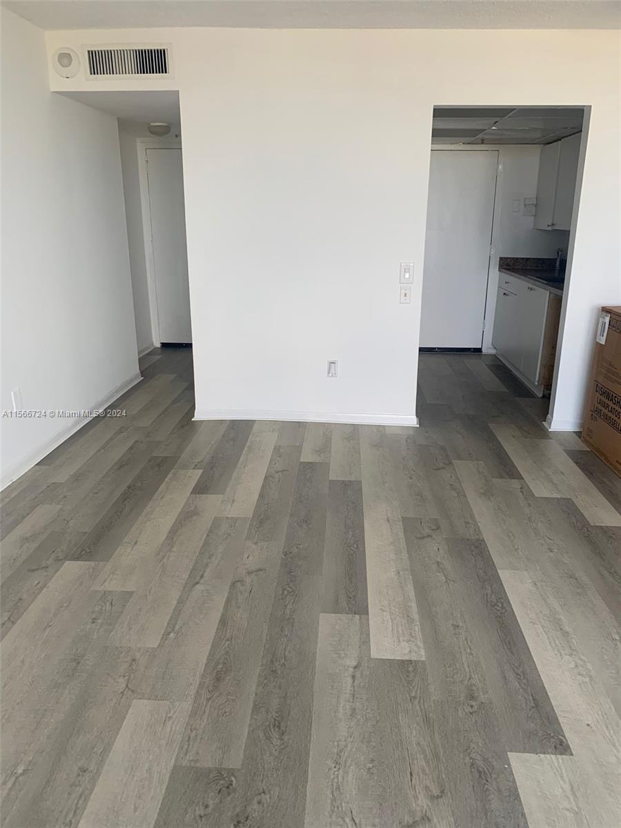 2075 NE 164th St 1014, North Miami Beach, Florida 33162, 2 Bedrooms Bedrooms, ,2 BathroomsBathrooms,Residentiallease,For Rent,2075 NE 164th St 1014,A11566724