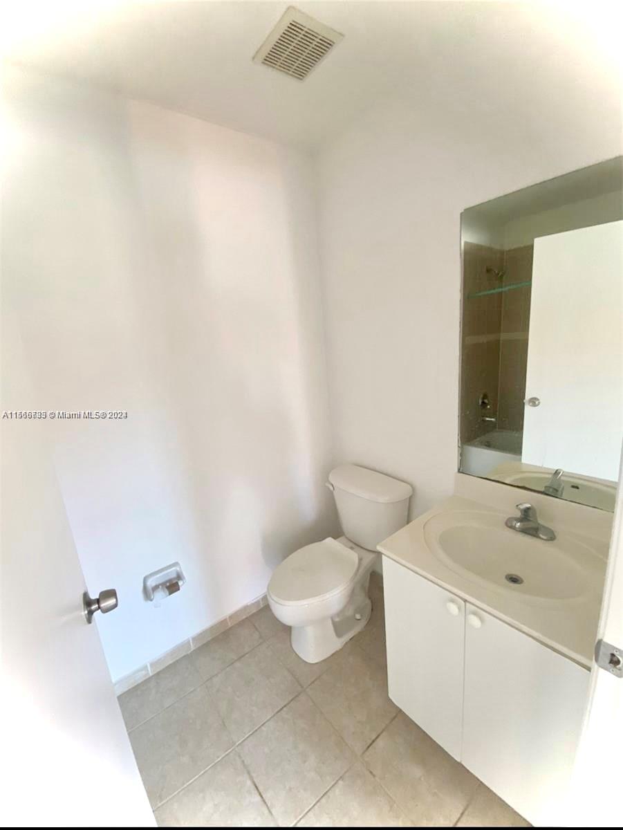 5841 SW 162nd Ct, Miami, Florida 33193, 3 Bedrooms Bedrooms, ,2 BathroomsBathrooms,Residentiallease,For Rent,5841 SW 162nd Ct,A11566733