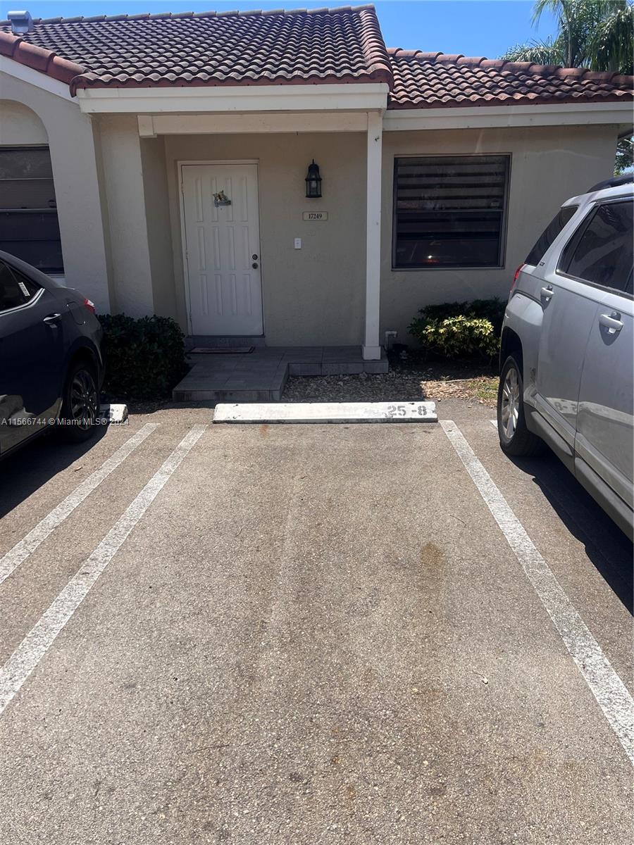 17249 NW 60th Ct 0, Hialeah, Florida 33015, 2 Bedrooms Bedrooms, ,2 BathroomsBathrooms,Residentiallease,For Rent,17249 NW 60th Ct 0,A11566744