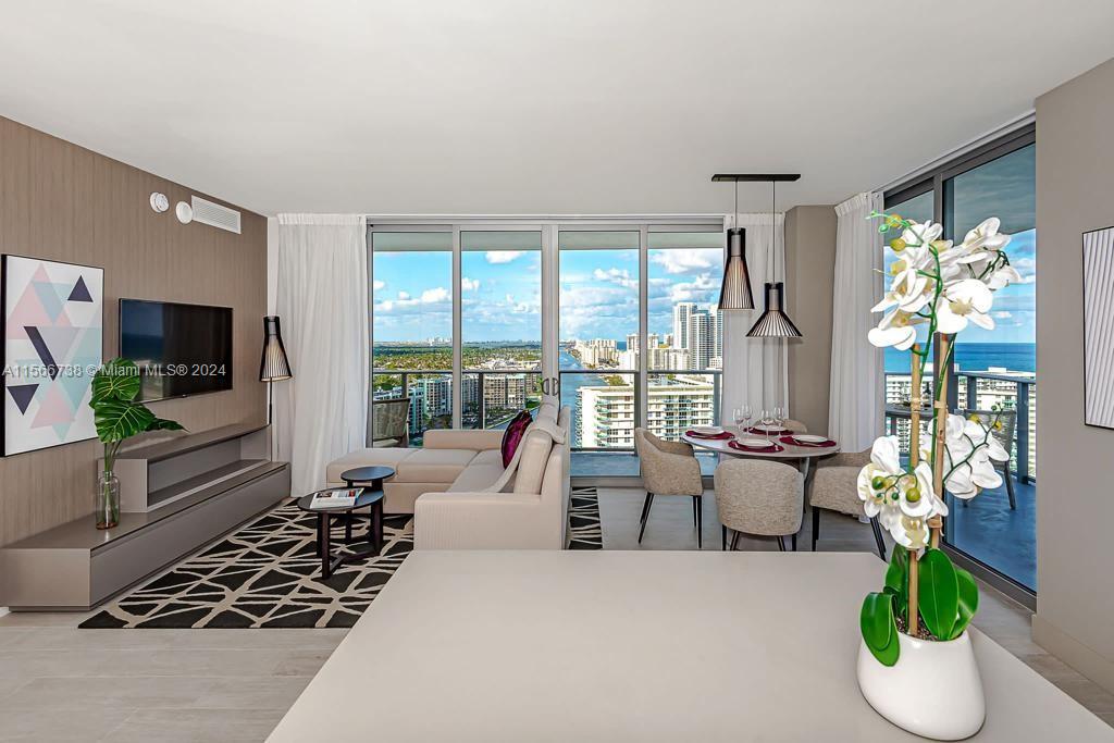 4010 S Ocean Dr R1801, Hollywood, Florida 33019, 2 Bedrooms Bedrooms, ,2 BathroomsBathrooms,Residential,For Sale,4010 S Ocean Dr R1801,A11566738