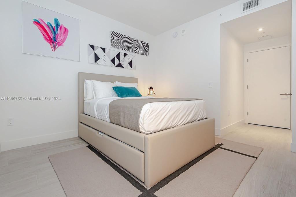 4010 S Ocean Dr R1801, Hollywood, Florida 33019, 2 Bedrooms Bedrooms, ,2 BathroomsBathrooms,Residential,For Sale,4010 S Ocean Dr R1801,A11566738