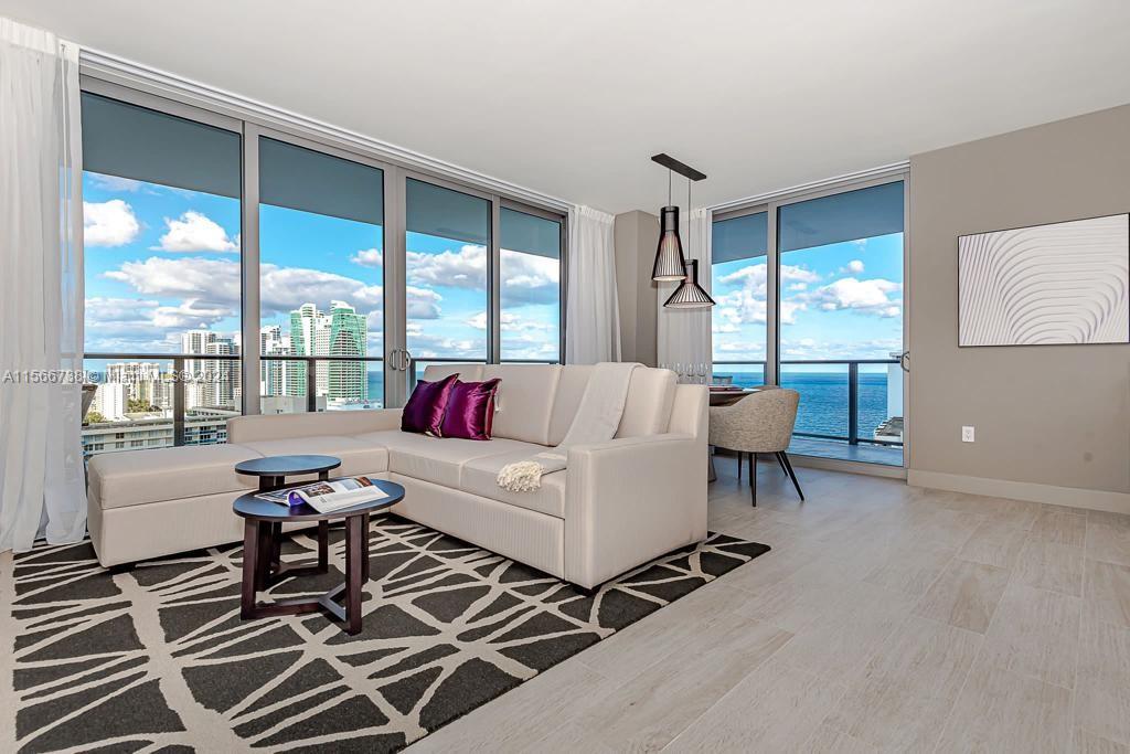 4010 S Ocean Dr R1801, Hollywood, Florida 33019, 2 Bedrooms Bedrooms, ,2 BathroomsBathrooms,Residential,For Sale,4010 S Ocean Dr R1801,A11566738