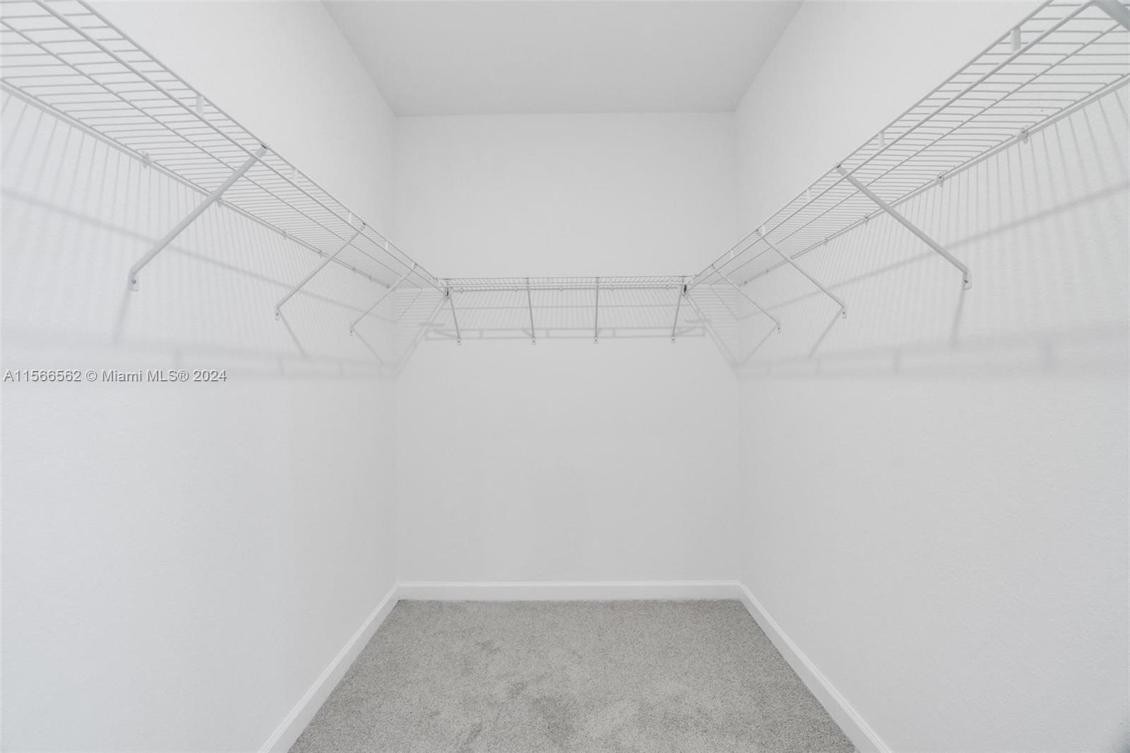 14852 SW 162nd St, Miami, Florida 33187, 4 Bedrooms Bedrooms, ,2 BathroomsBathrooms,Residentiallease,For Rent,14852 SW 162nd St,A11566562