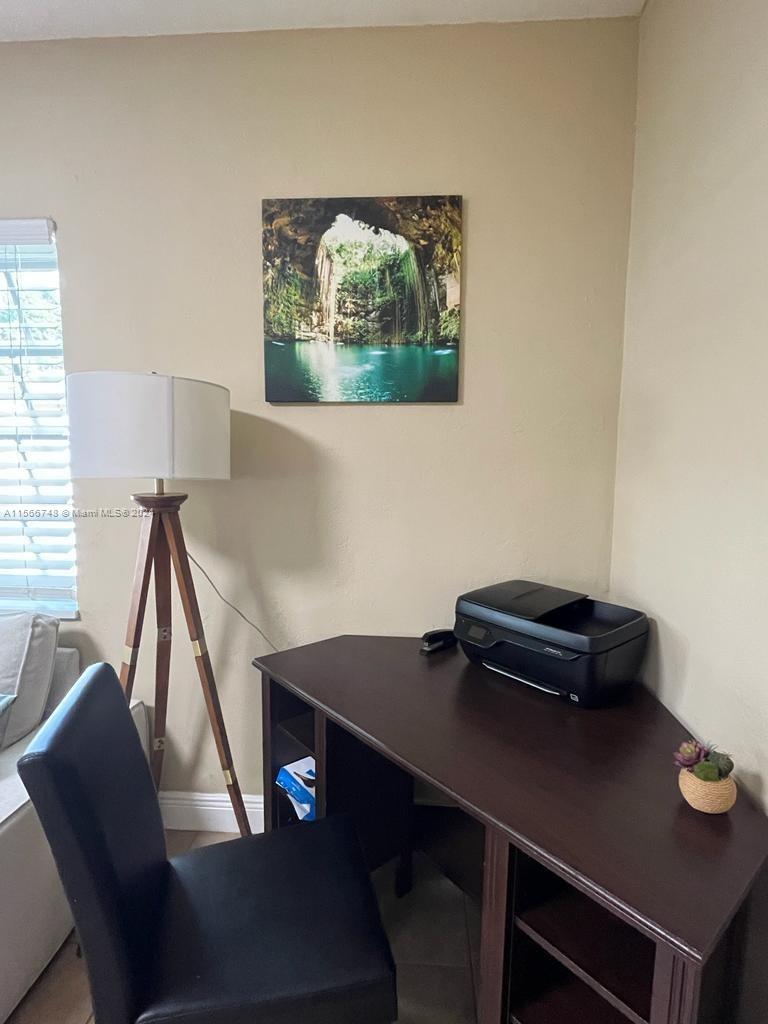 1414 NE 178th St, North Miami Beach, Florida 33162, 2 Bedrooms Bedrooms, ,1 BathroomBathrooms,Residentiallease,For Rent,1414 NE 178th St,A11566748