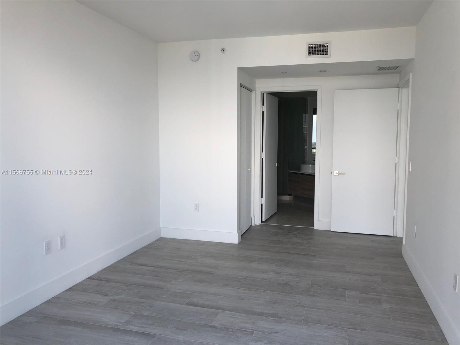 3401 NE 1 1702, Miami, Florida 33137, 2 Bedrooms Bedrooms, ,2 BathroomsBathrooms,Residentiallease,For Rent,3401 NE 1 1702,A11566755