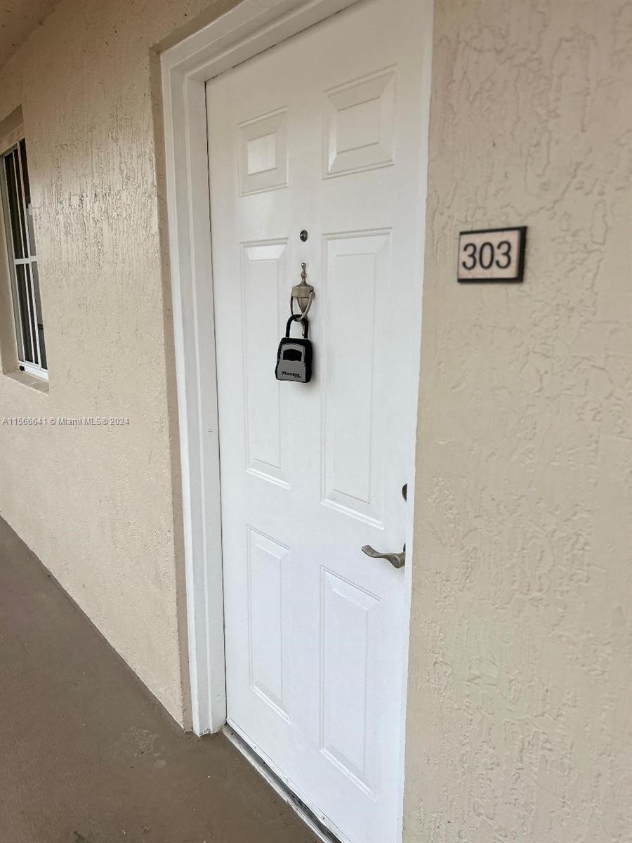 6045 NW 186th St 303, Hialeah, Florida 33015, 2 Bedrooms Bedrooms, ,2 BathroomsBathrooms,Residential,For Sale,6045 NW 186th St 303,A11566641