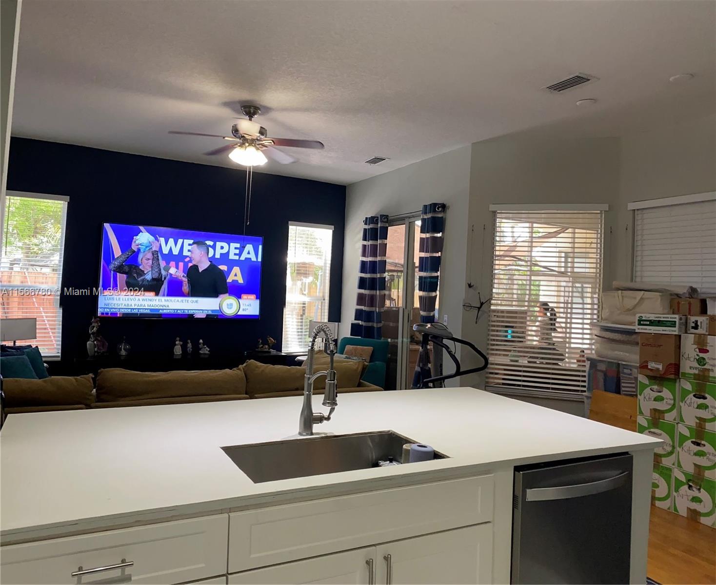 1436 SE 22nd Ln, Homestead, Florida 33035, 4 Bedrooms Bedrooms, ,2 BathroomsBathrooms,Residential,For Sale,1436 SE 22nd Ln,A11566780