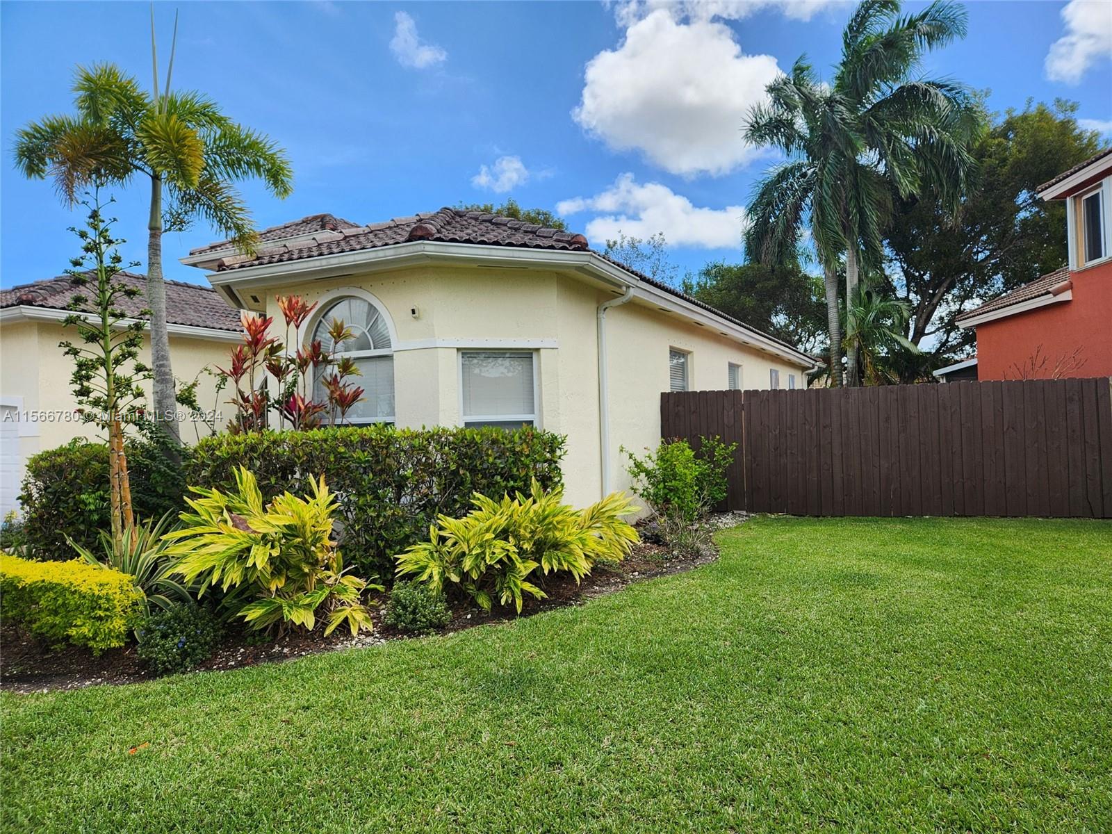 right side to the patio