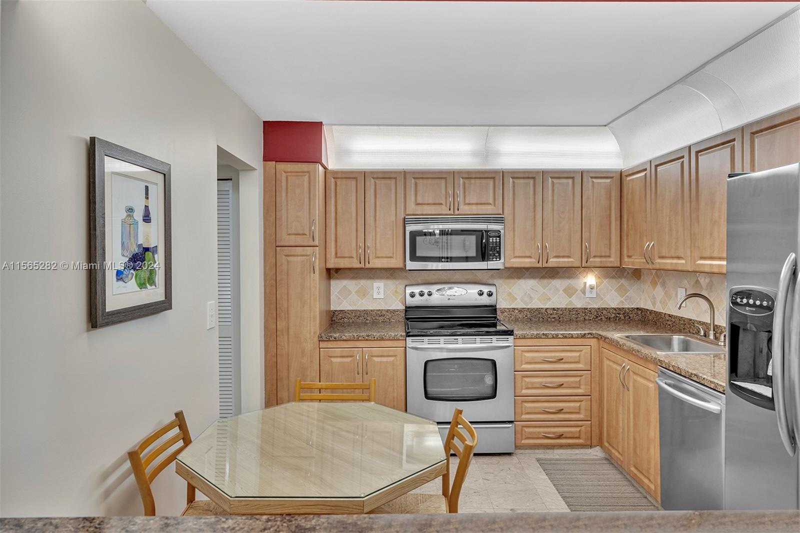 2401 S Ocean Dr 1107, Hollywood, Florida 33019, 2 Bedrooms Bedrooms, ,2 BathroomsBathrooms,Residential,For Sale,2401 S Ocean Dr 1107,A11565282
