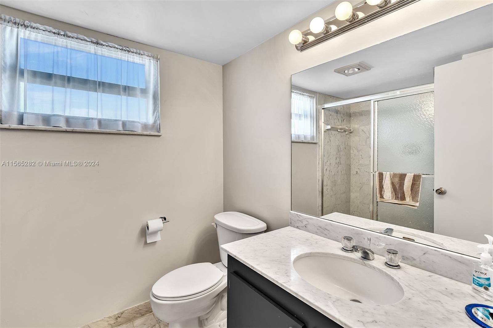 2401 S Ocean Dr 1107, Hollywood, Florida 33019, 2 Bedrooms Bedrooms, ,2 BathroomsBathrooms,Residential,For Sale,2401 S Ocean Dr 1107,A11565282