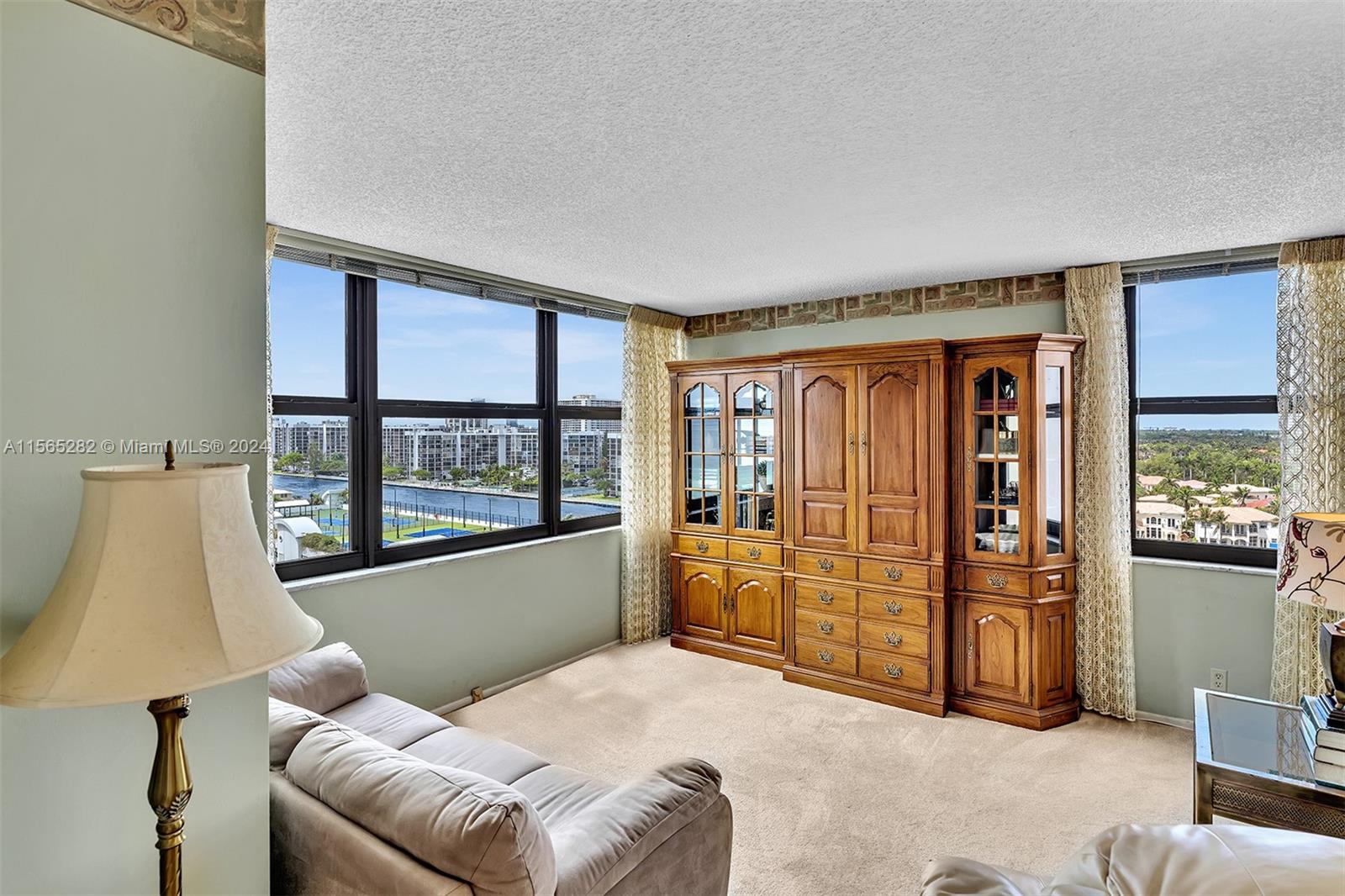 2401 S Ocean Dr 1107, Hollywood, Florida 33019, 2 Bedrooms Bedrooms, ,2 BathroomsBathrooms,Residential,For Sale,2401 S Ocean Dr 1107,A11565282