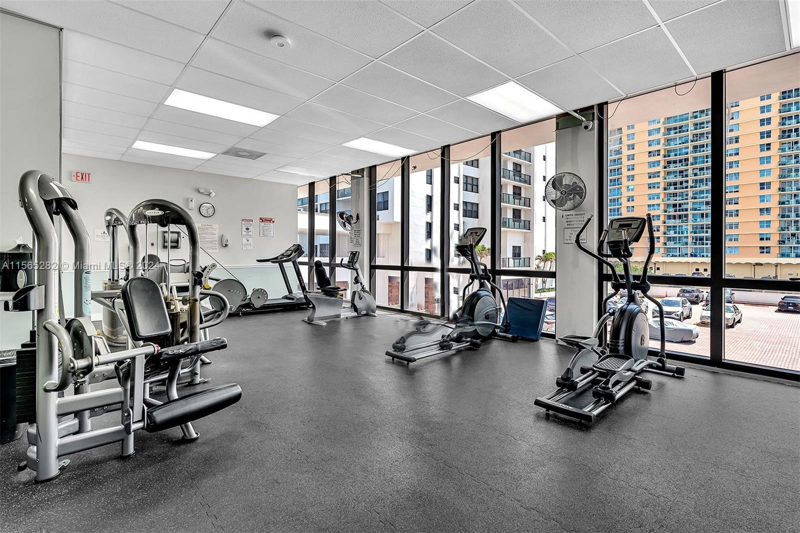 2401 S Ocean Dr 1107, Hollywood, Florida 33019, 2 Bedrooms Bedrooms, ,2 BathroomsBathrooms,Residential,For Sale,2401 S Ocean Dr 1107,A11565282