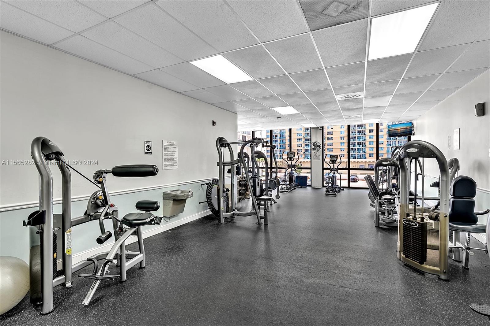 2401 S Ocean Dr 1107, Hollywood, Florida 33019, 2 Bedrooms Bedrooms, ,2 BathroomsBathrooms,Residential,For Sale,2401 S Ocean Dr 1107,A11565282