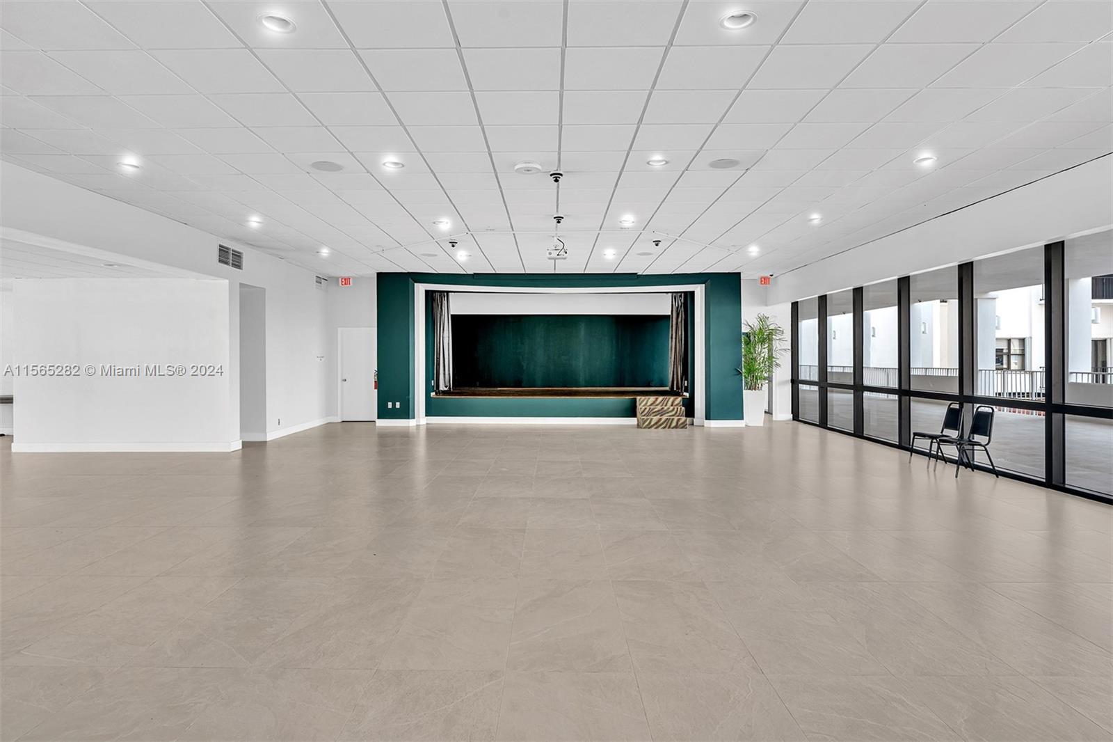 2401 S Ocean Dr 1107, Hollywood, Florida 33019, 2 Bedrooms Bedrooms, ,2 BathroomsBathrooms,Residential,For Sale,2401 S Ocean Dr 1107,A11565282