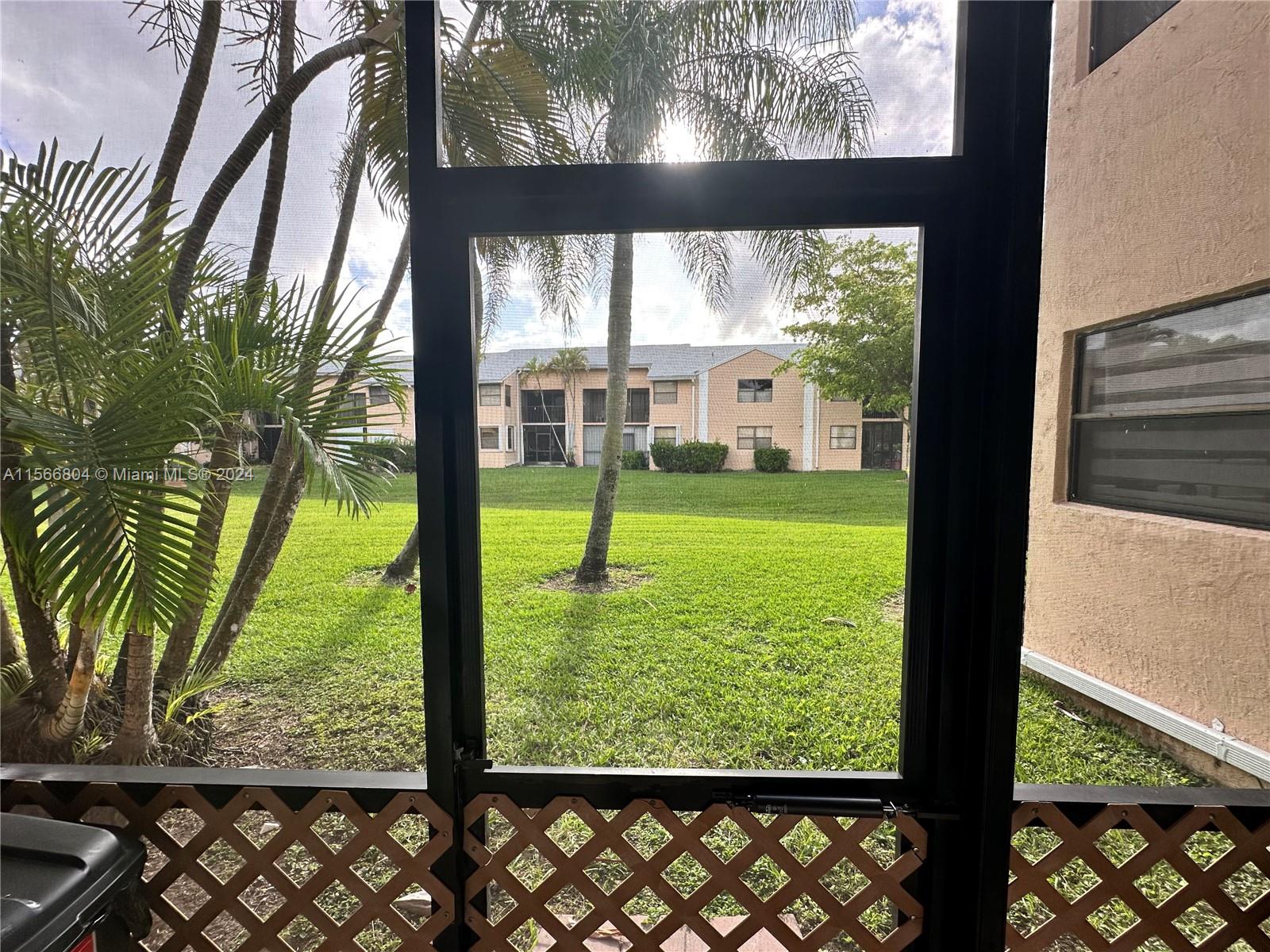 1140 Independence Trl 1140-J, Homestead, Florida 33034, 2 Bedrooms Bedrooms, ,1 BathroomBathrooms,Residential,For Sale,1140 Independence Trl 1140-J,A11566804