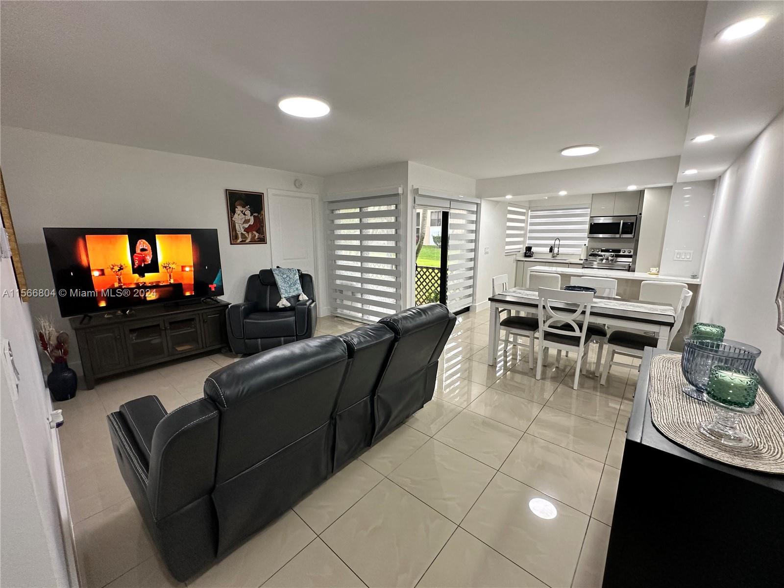 1140 Independence Trl 1140-J, Homestead, Florida 33034, 2 Bedrooms Bedrooms, ,1 BathroomBathrooms,Residential,For Sale,1140 Independence Trl 1140-J,A11566804