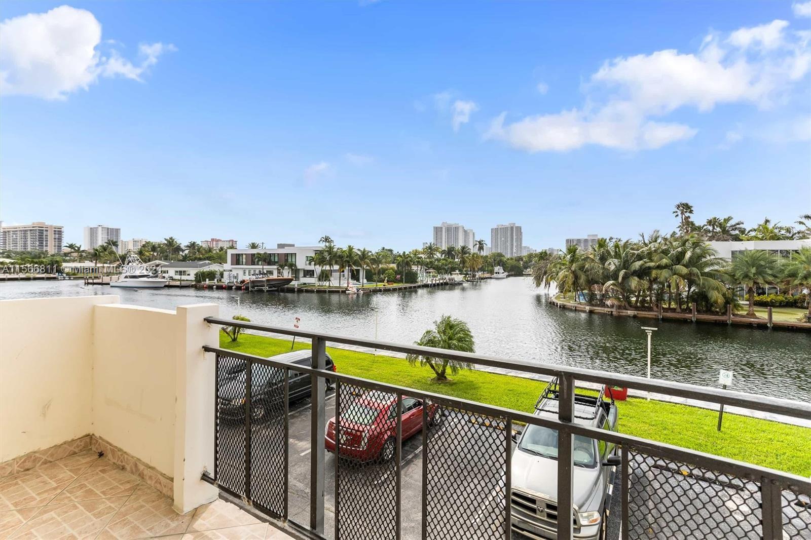 401 Golden Isles Dr 207, Hallandale Beach, Florida 33009, 1 Bedroom Bedrooms, ,1 BathroomBathrooms,Residentiallease,For Rent,401 Golden Isles Dr 207,A11566811