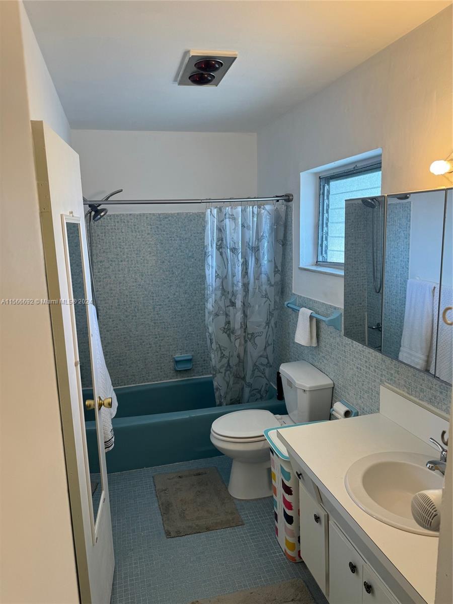 2300 Park Ln 306, Hollywood, Florida 33021, 1 Bedroom Bedrooms, ,1 BathroomBathrooms,Residential,For Sale,2300 Park Ln 306,A11566692