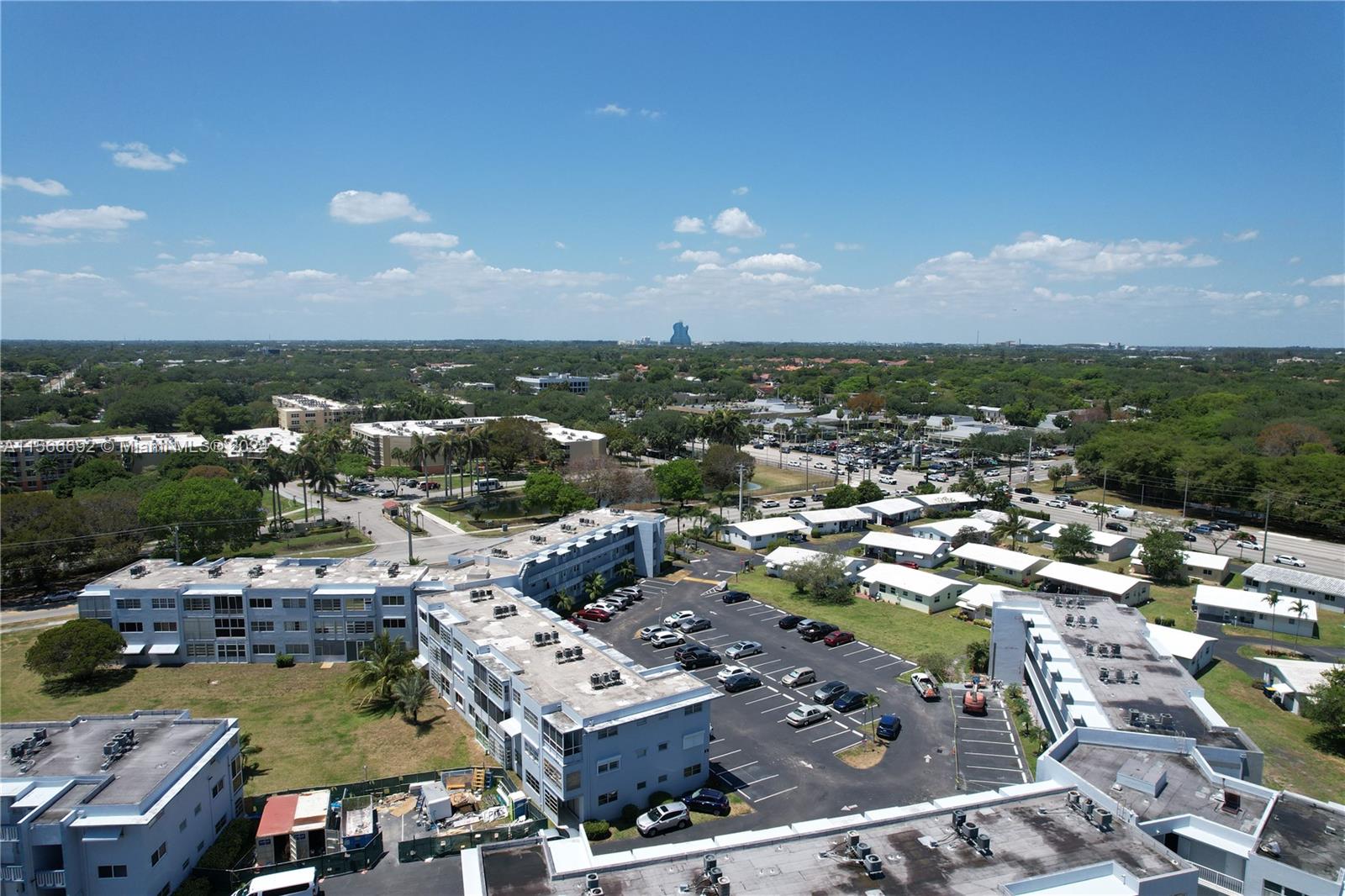 2300 Park Ln 306, Hollywood, Florida 33021, 1 Bedroom Bedrooms, ,1 BathroomBathrooms,Residential,For Sale,2300 Park Ln 306,A11566692