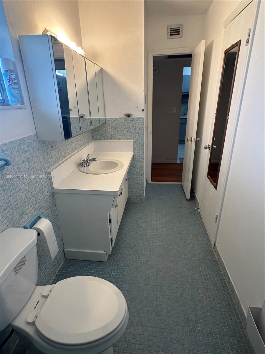 2300 Park Ln 306, Hollywood, Florida 33021, 1 Bedroom Bedrooms, ,1 BathroomBathrooms,Residential,For Sale,2300 Park Ln 306,A11566692