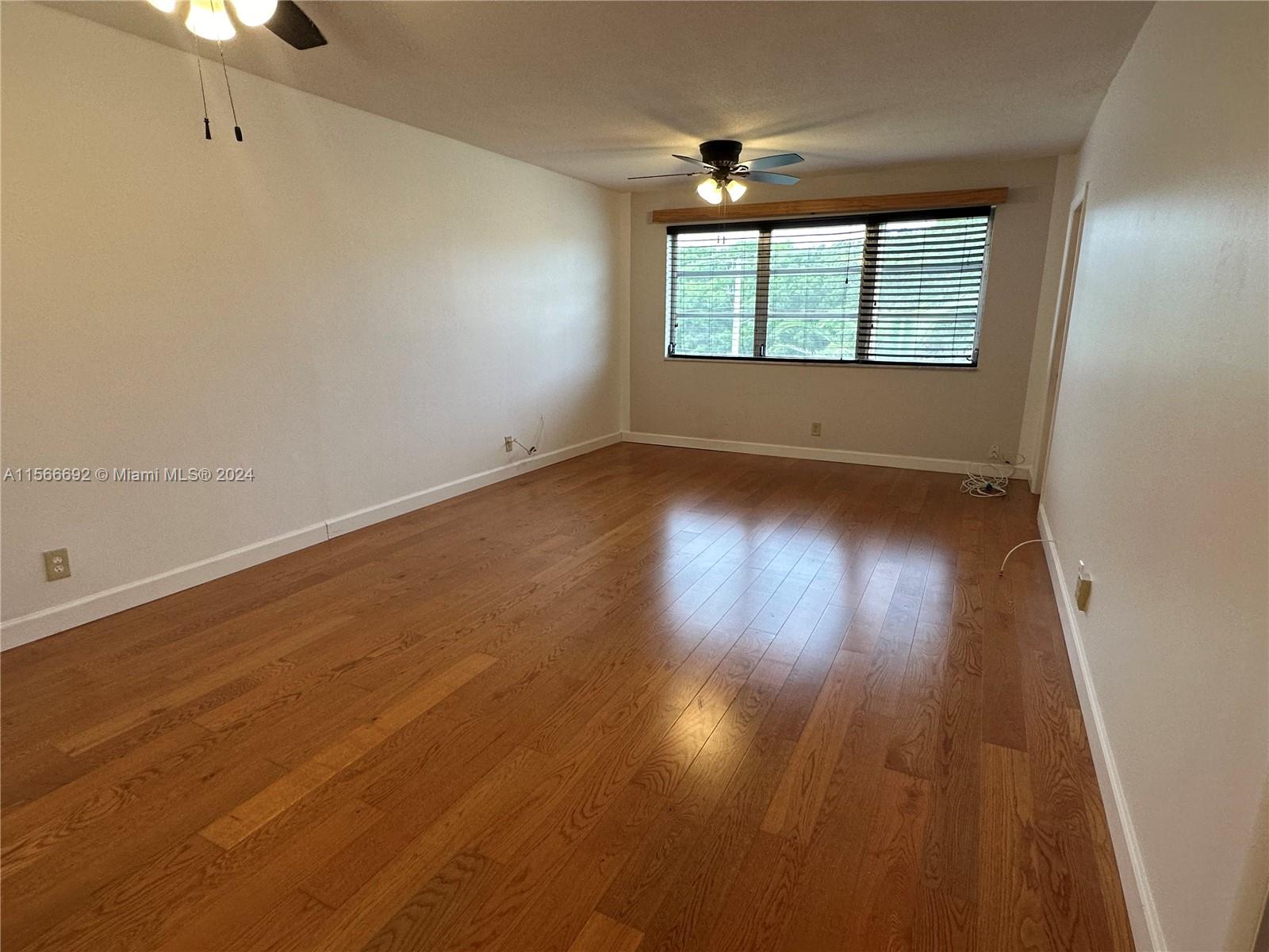 2300 Park Ln 306, Hollywood, Florida 33021, 1 Bedroom Bedrooms, ,1 BathroomBathrooms,Residential,For Sale,2300 Park Ln 306,A11566692