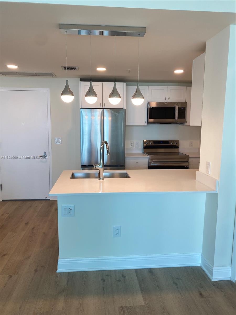 1900 N Bayshore Dr 3416, Miami, Florida 33132, 1 Bedroom Bedrooms, ,1 BathroomBathrooms,Residentiallease,For Rent,1900 N Bayshore Dr 3416,A11563660