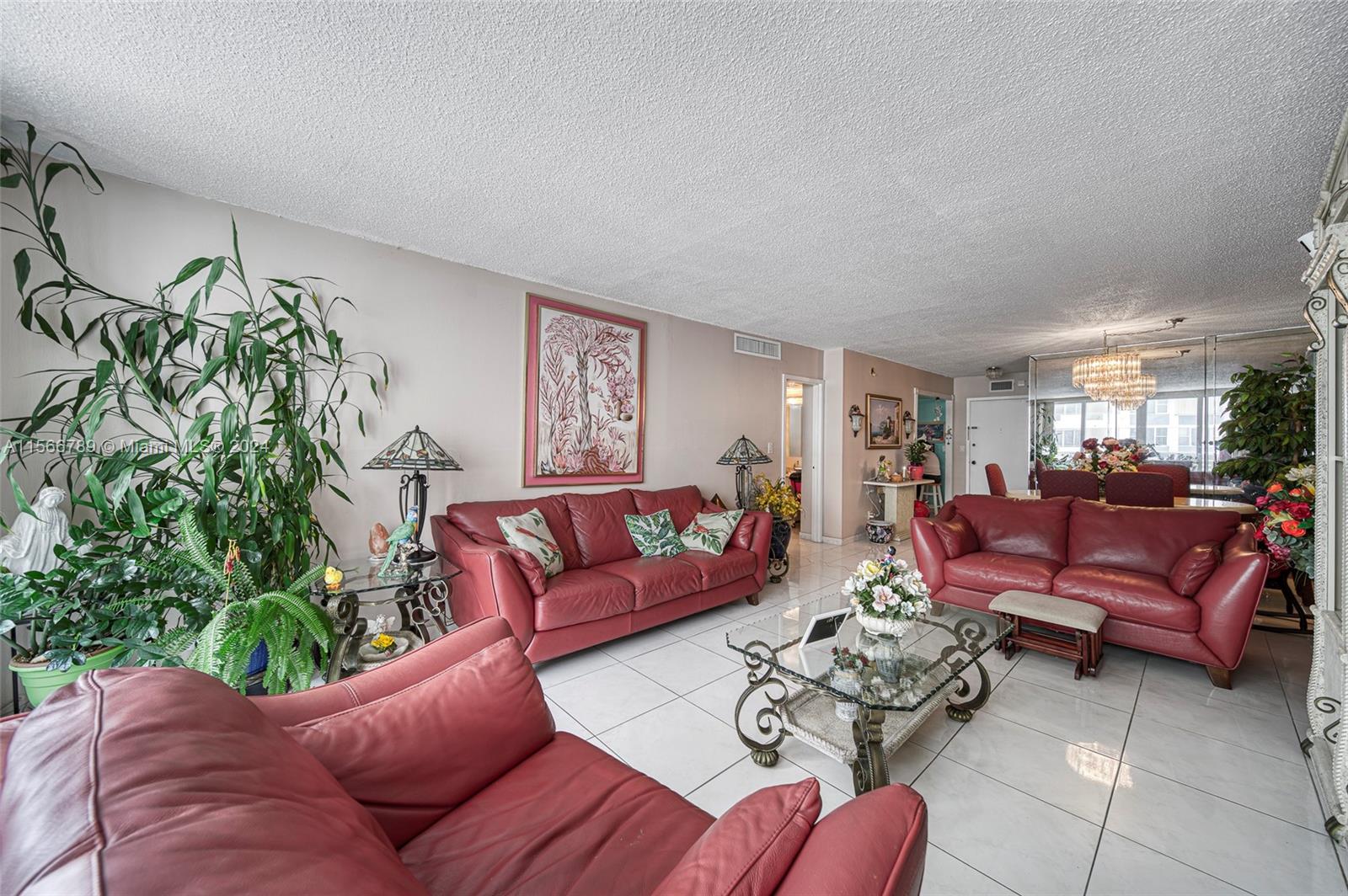 3140 S Ocean Dr 1002, Hallandale Beach, Florida 33009, 1 Bedroom Bedrooms, ,1 BathroomBathrooms,Residential,For Sale,3140 S Ocean Dr 1002,A11566789