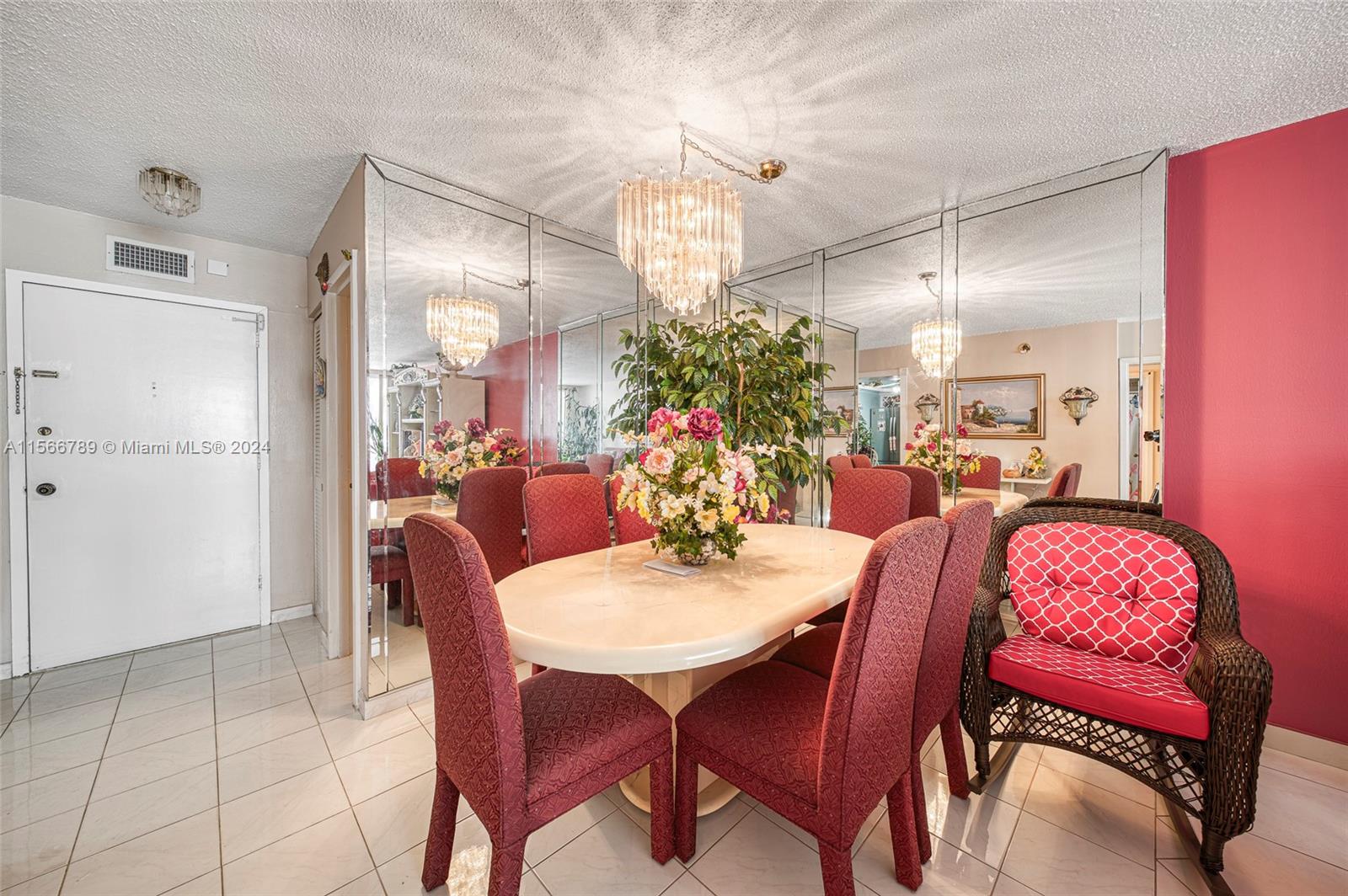 3140 S Ocean Dr 1002, Hallandale Beach, Florida 33009, 1 Bedroom Bedrooms, ,1 BathroomBathrooms,Residential,For Sale,3140 S Ocean Dr 1002,A11566789