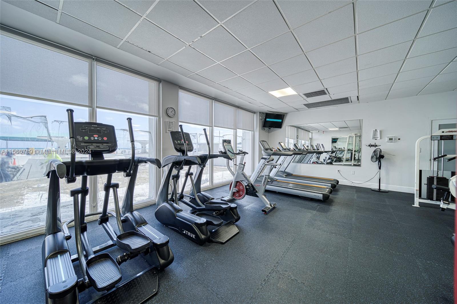 3140 S Ocean Dr 1002, Hallandale Beach, Florida 33009, 1 Bedroom Bedrooms, ,1 BathroomBathrooms,Residential,For Sale,3140 S Ocean Dr 1002,A11566789