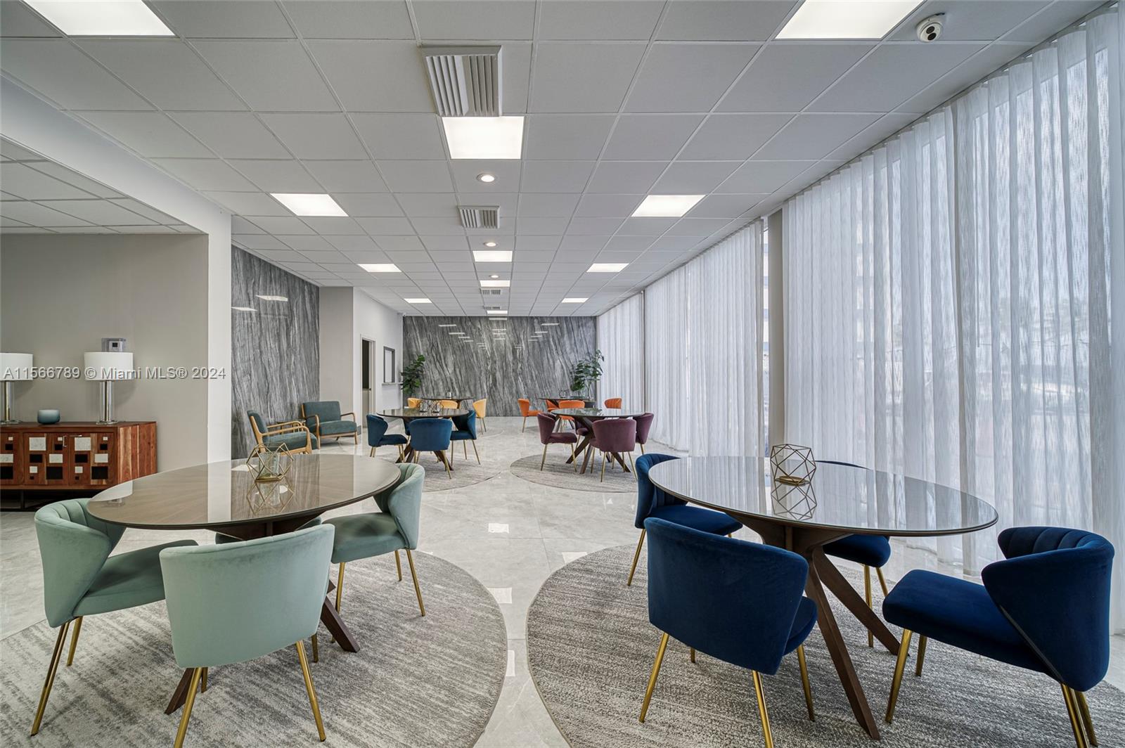 3140 S Ocean Dr 1002, Hallandale Beach, Florida 33009, 1 Bedroom Bedrooms, ,1 BathroomBathrooms,Residential,For Sale,3140 S Ocean Dr 1002,A11566789