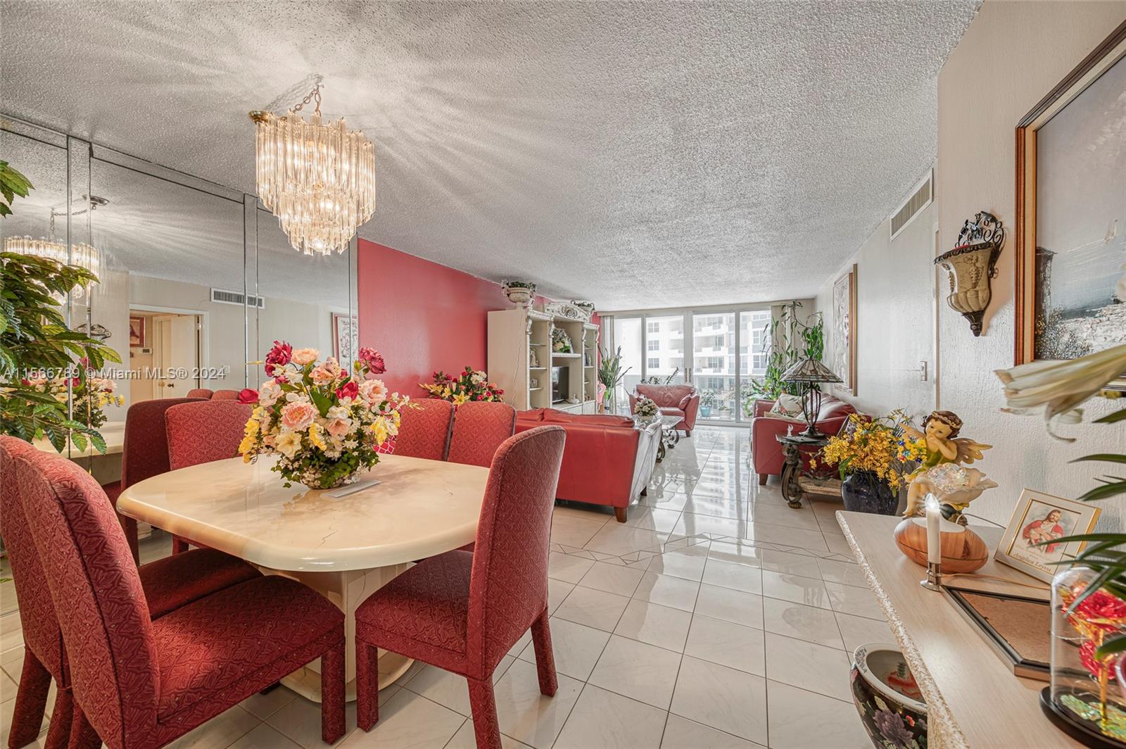 3140 S Ocean Dr 1002, Hallandale Beach, Florida 33009, 1 Bedroom Bedrooms, ,1 BathroomBathrooms,Residential,For Sale,3140 S Ocean Dr 1002,A11566789