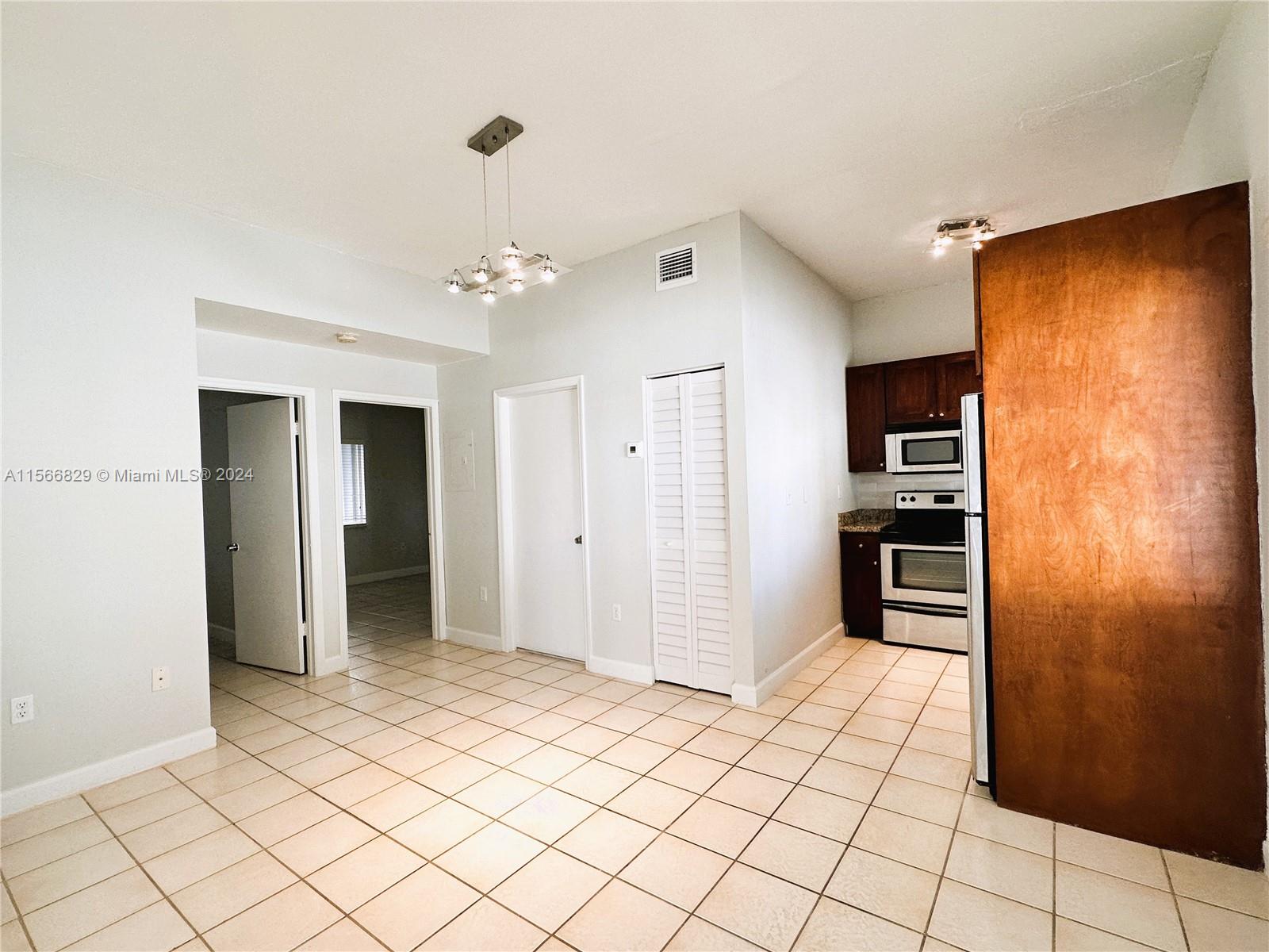 842 SW 14th Ave 1, Miami, Florida 33135, 2 Bedrooms Bedrooms, ,1 BathroomBathrooms,Residentiallease,For Rent,842 SW 14th Ave 1,A11566829