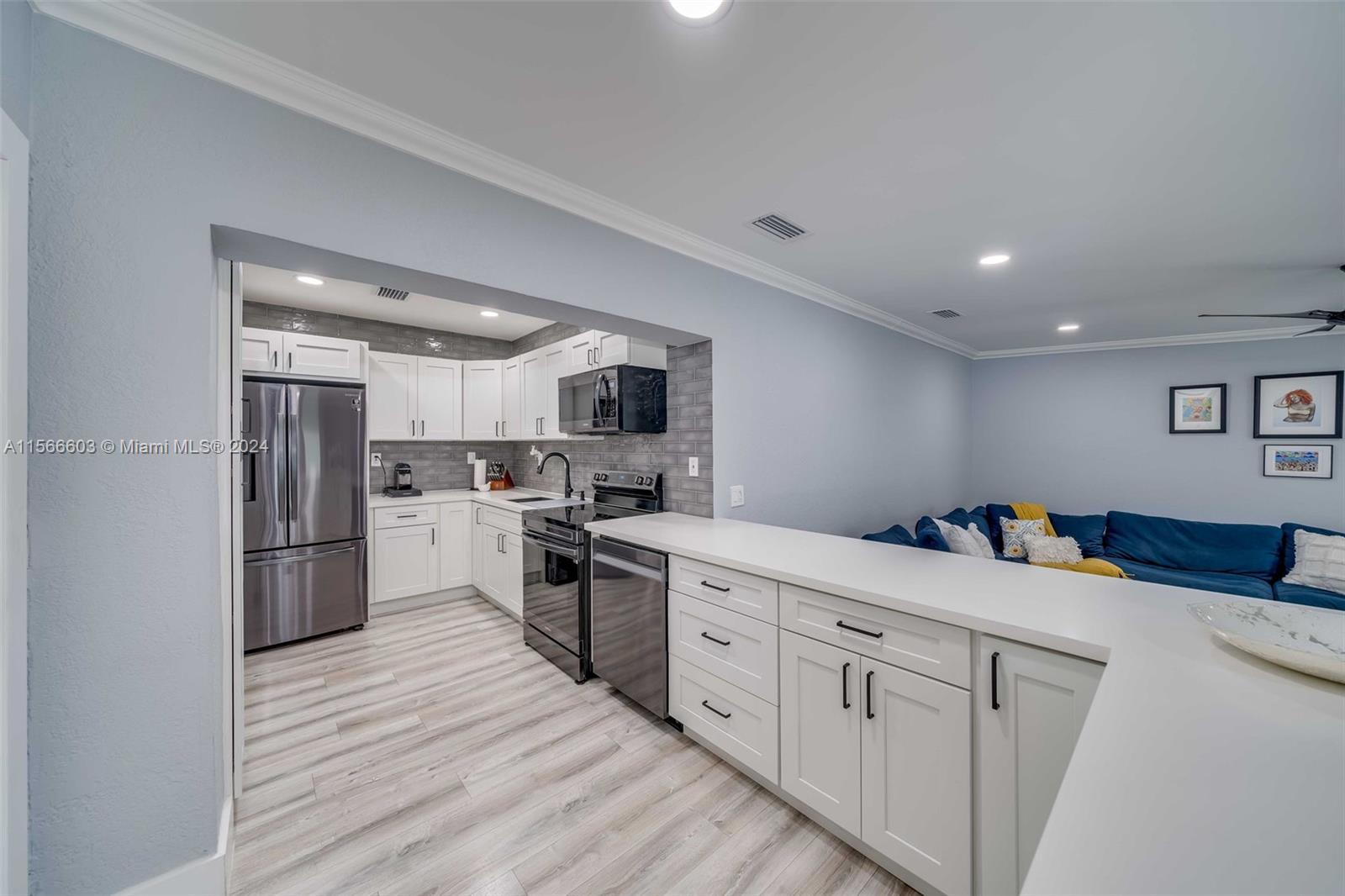 4926 SW 7th St, Miami, Florida 33134, 3 Bedrooms Bedrooms, ,2 BathroomsBathrooms,Residential,For Sale,4926 SW 7th St,A11566603