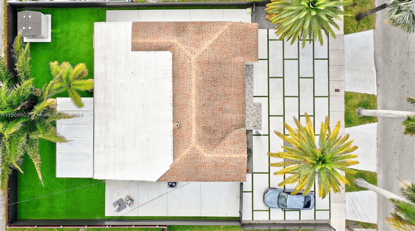 4926 SW 7th St, Miami, Florida 33134, 3 Bedrooms Bedrooms, ,2 BathroomsBathrooms,Residential,For Sale,4926 SW 7th St,A11566603