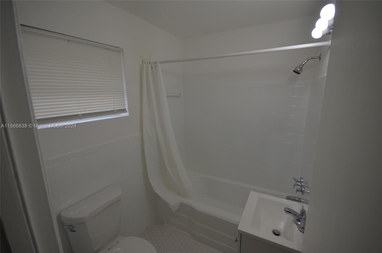 655 NE 85th St 4, Miami, Florida 33138, ,1 BathroomBathrooms,Residentiallease,For Rent,655 NE 85th St 4,A11566838
