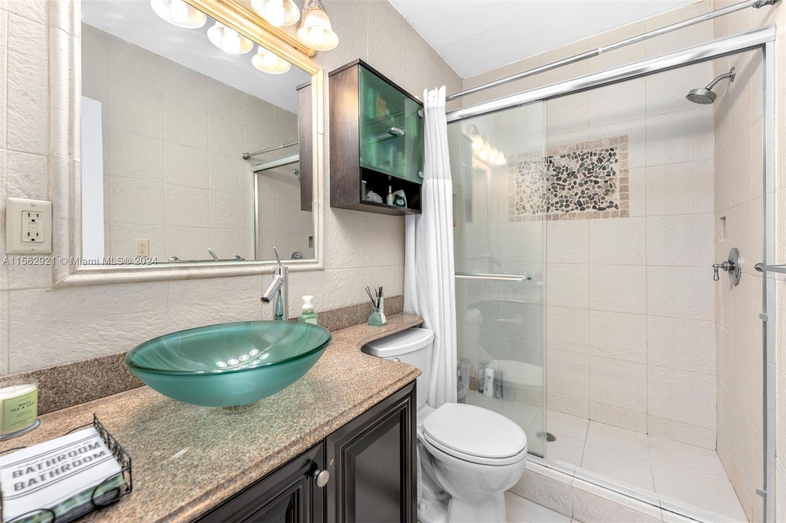 17121 NE 11th Ave, North Miami Beach, Florida 33162, 5 Bedrooms Bedrooms, ,4 BathroomsBathrooms,Residential,For Sale,17121 NE 11th Ave,A11562921