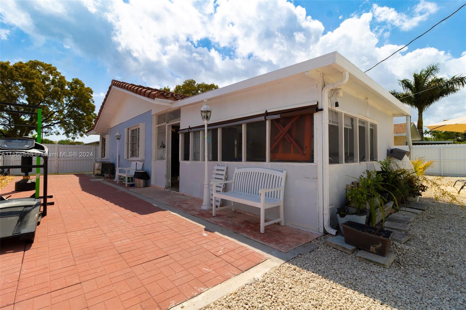 2331 York St, Opa-Locka, Florida 33054, 3 Bedrooms Bedrooms, ,2 BathroomsBathrooms,Residential,For Sale,2331 York St,A11566853