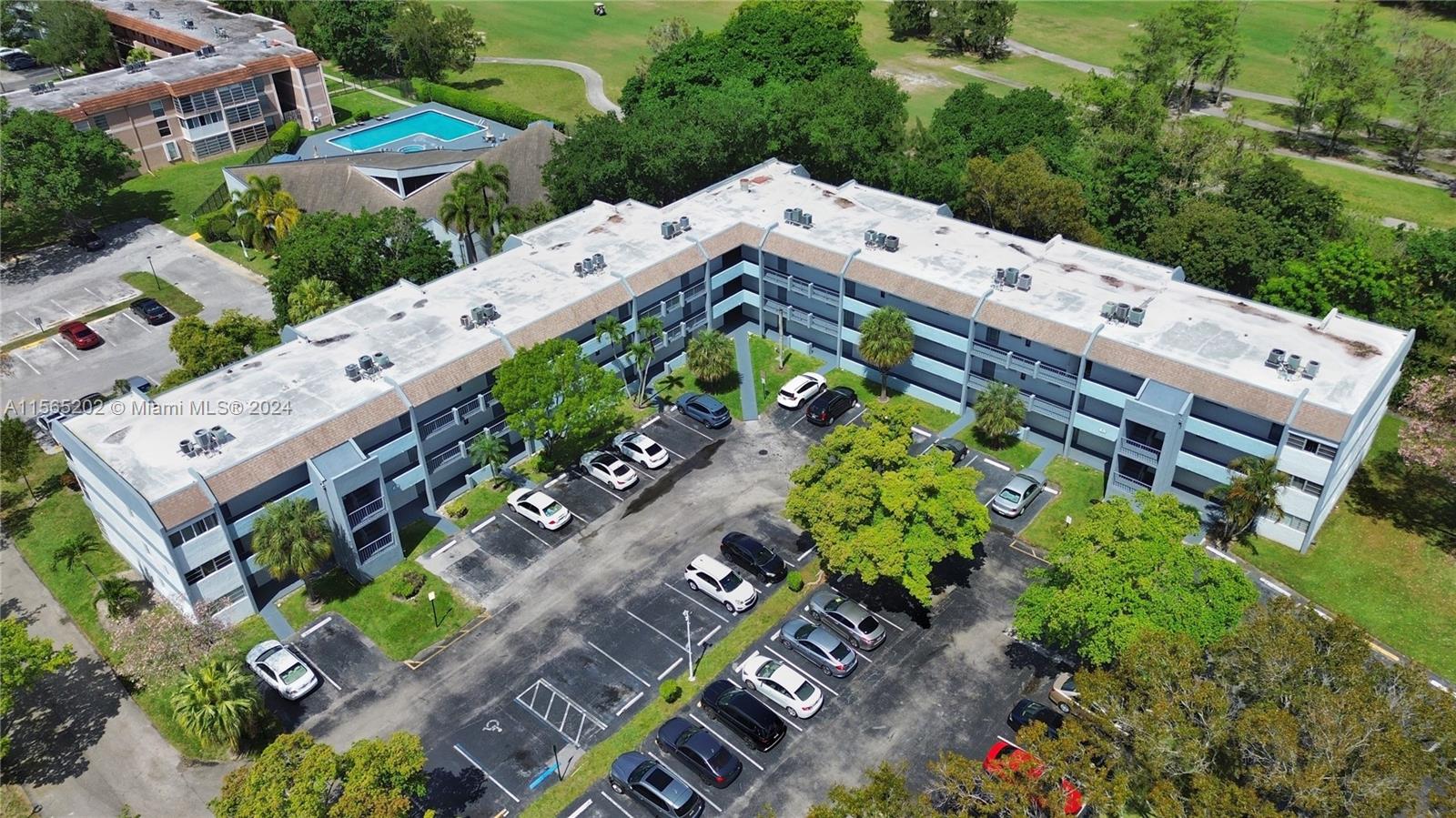 8351 Sands Point Blvd A302, Tamarac, Florida 33321, 2 Bedrooms Bedrooms, ,2 BathroomsBathrooms,Residential,For Sale,8351 Sands Point Blvd A302,A11565202