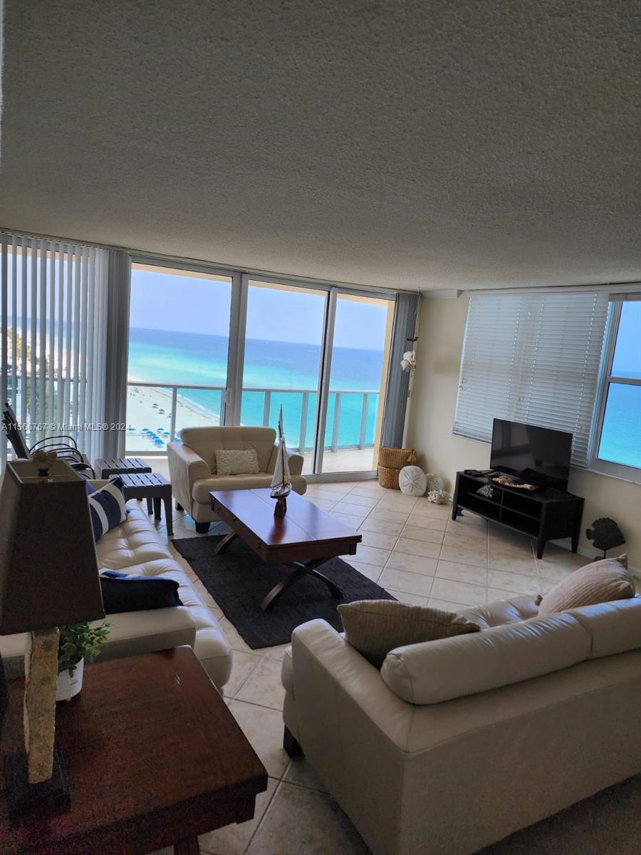 2501 S Ocean Dr 1210, Hollywood, Florida 33019, 2 Bedrooms Bedrooms, ,2 BathroomsBathrooms,Residentiallease,For Rent,2501 S Ocean Dr 1210,A11566767