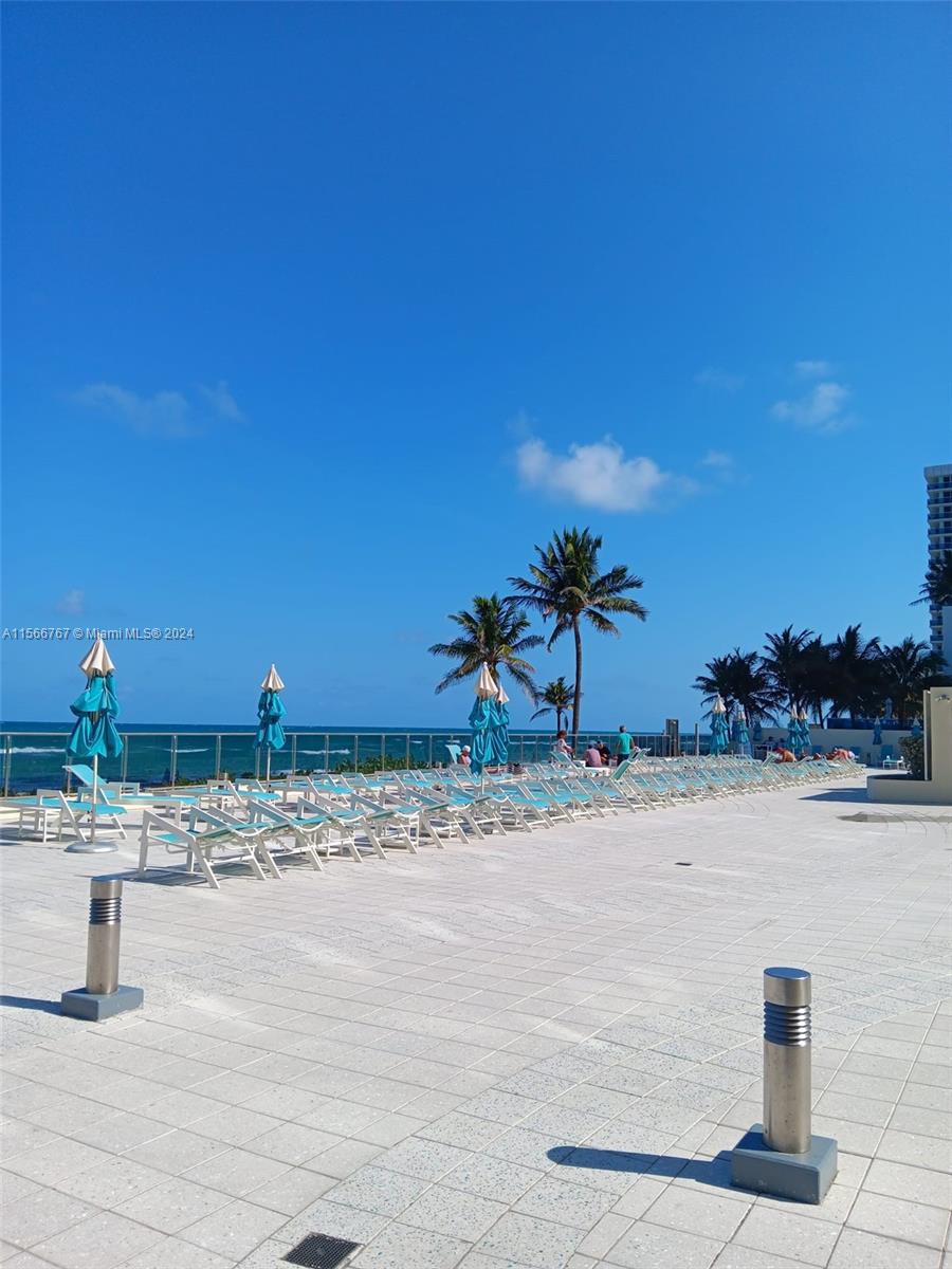 2501 S Ocean Dr 1210, Hollywood, Florida 33019, 2 Bedrooms Bedrooms, ,2 BathroomsBathrooms,Residentiallease,For Rent,2501 S Ocean Dr 1210,A11566767