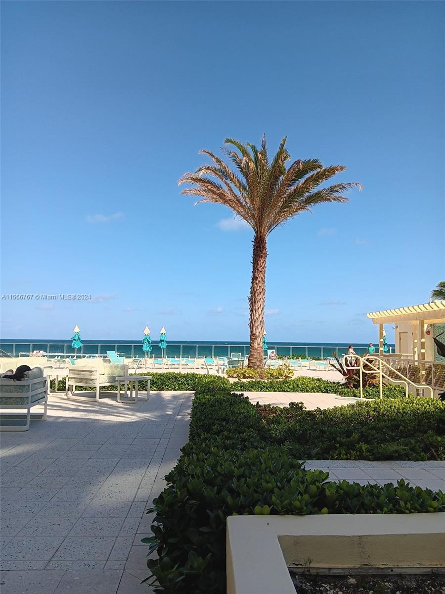 2501 S Ocean Dr 1210, Hollywood, Florida 33019, 2 Bedrooms Bedrooms, ,2 BathroomsBathrooms,Residentiallease,For Rent,2501 S Ocean Dr 1210,A11566767
