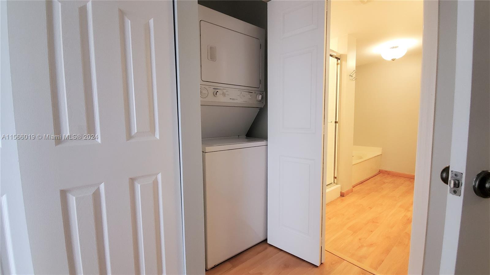 3610 Yacht Club Dr 510, Aventura, Florida 33180, 2 Bedrooms Bedrooms, ,2 BathroomsBathrooms,Residentiallease,For Rent,3610 Yacht Club Dr 510,A11566019