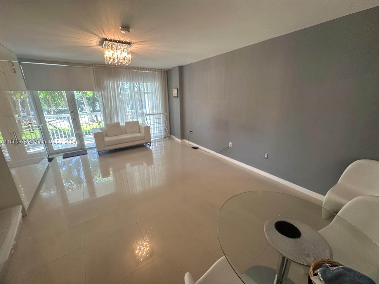 10275 Collins Ave 112, Bal Harbour, Florida 33154, ,1 BathroomBathrooms,Residentiallease,For Rent,10275 Collins Ave 112,A11566872